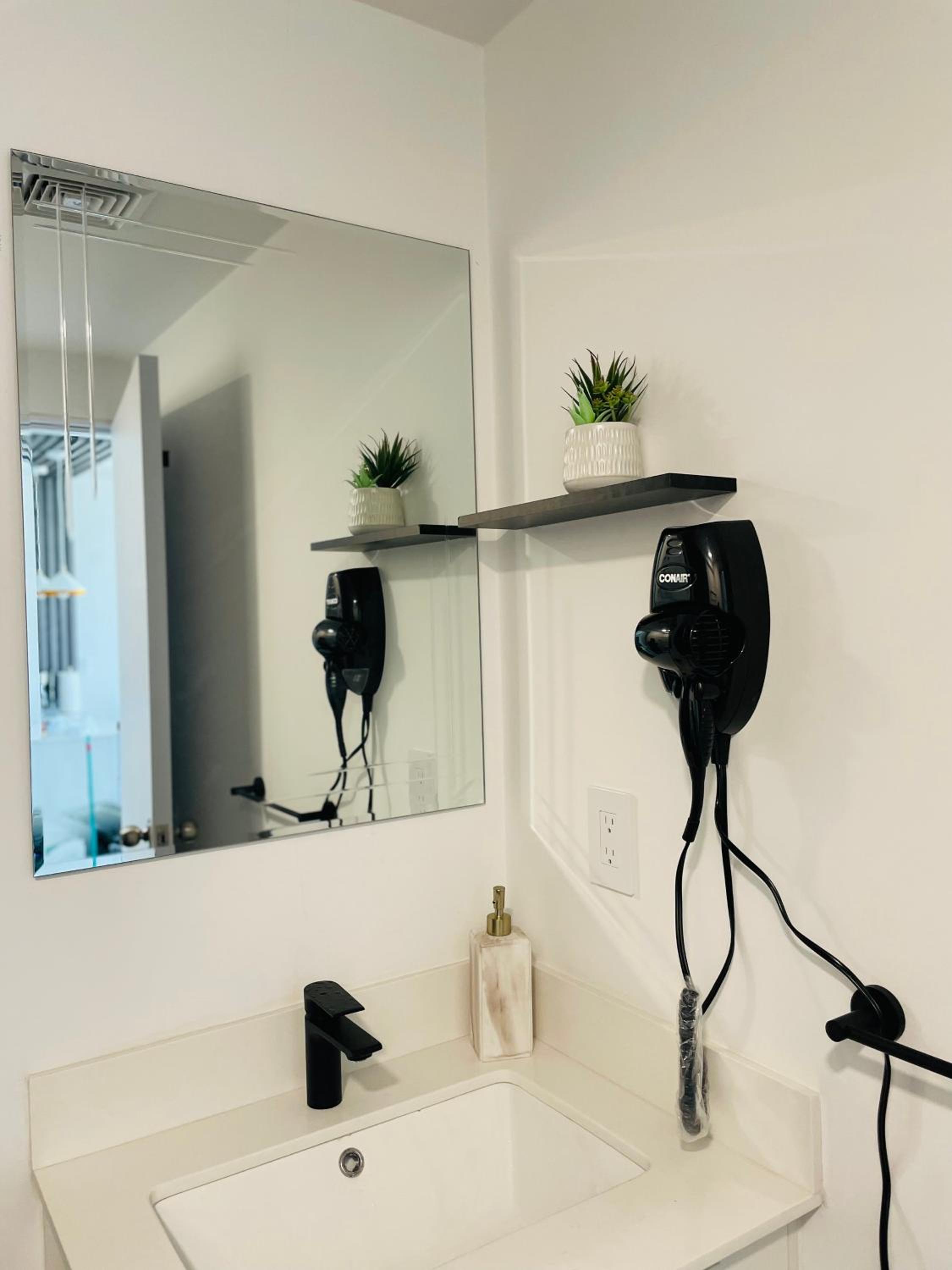 SkyGarden Nunciatura Luxury Apartment #705