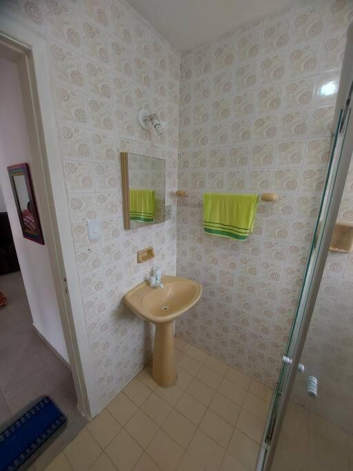 Apartamento na Praia dos Sonhos Perto do Mar em Itanhaém