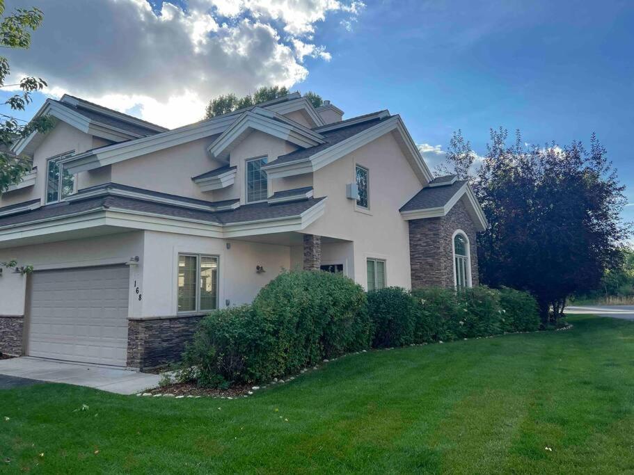 Hotel Mountain Escape