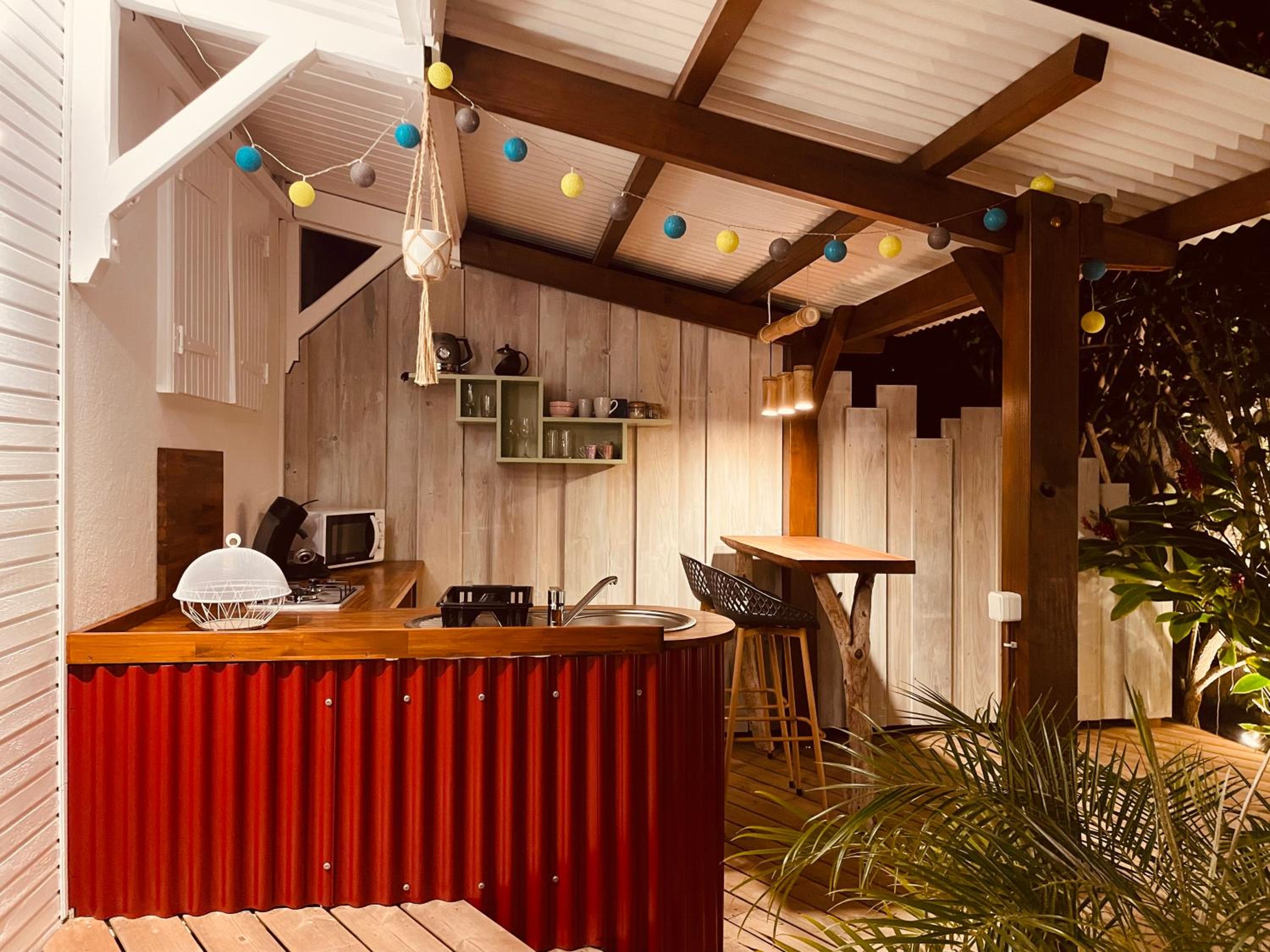 Les Coulirooms - Suite avec jacuzzi et grande terrasse view 3