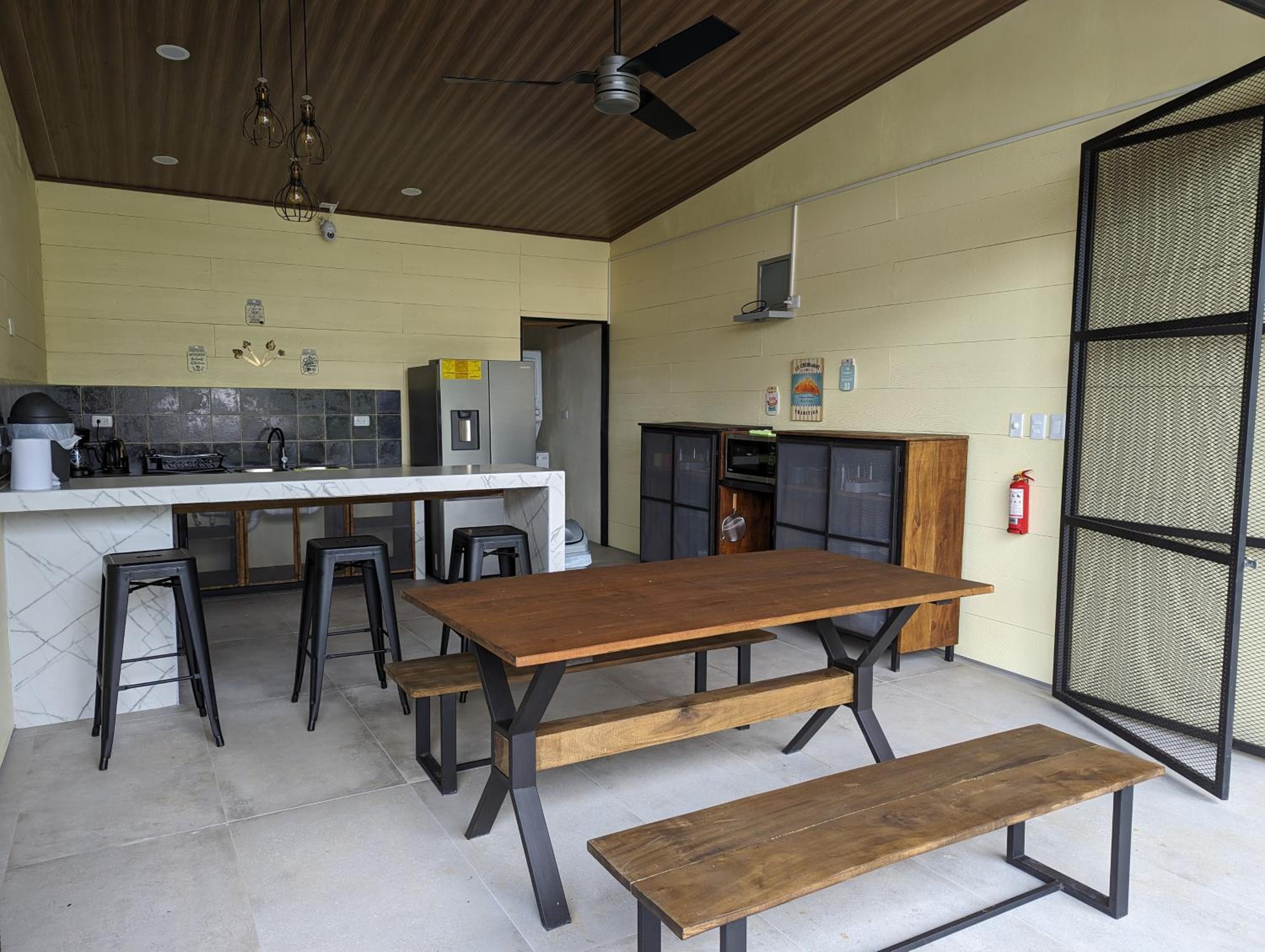 Yellow House - Country house near La Fortuna