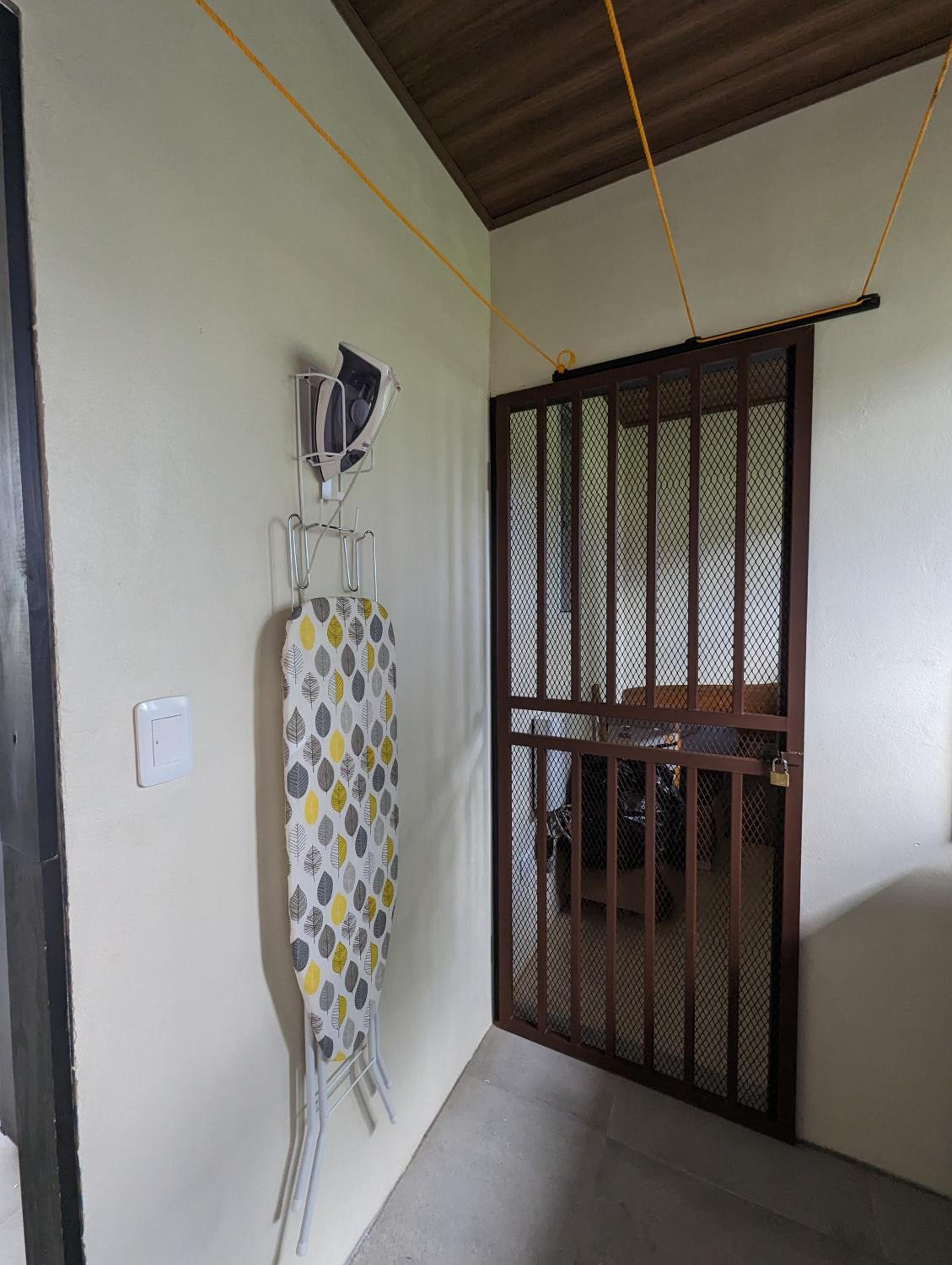 Yellow House - Country house near La Fortuna