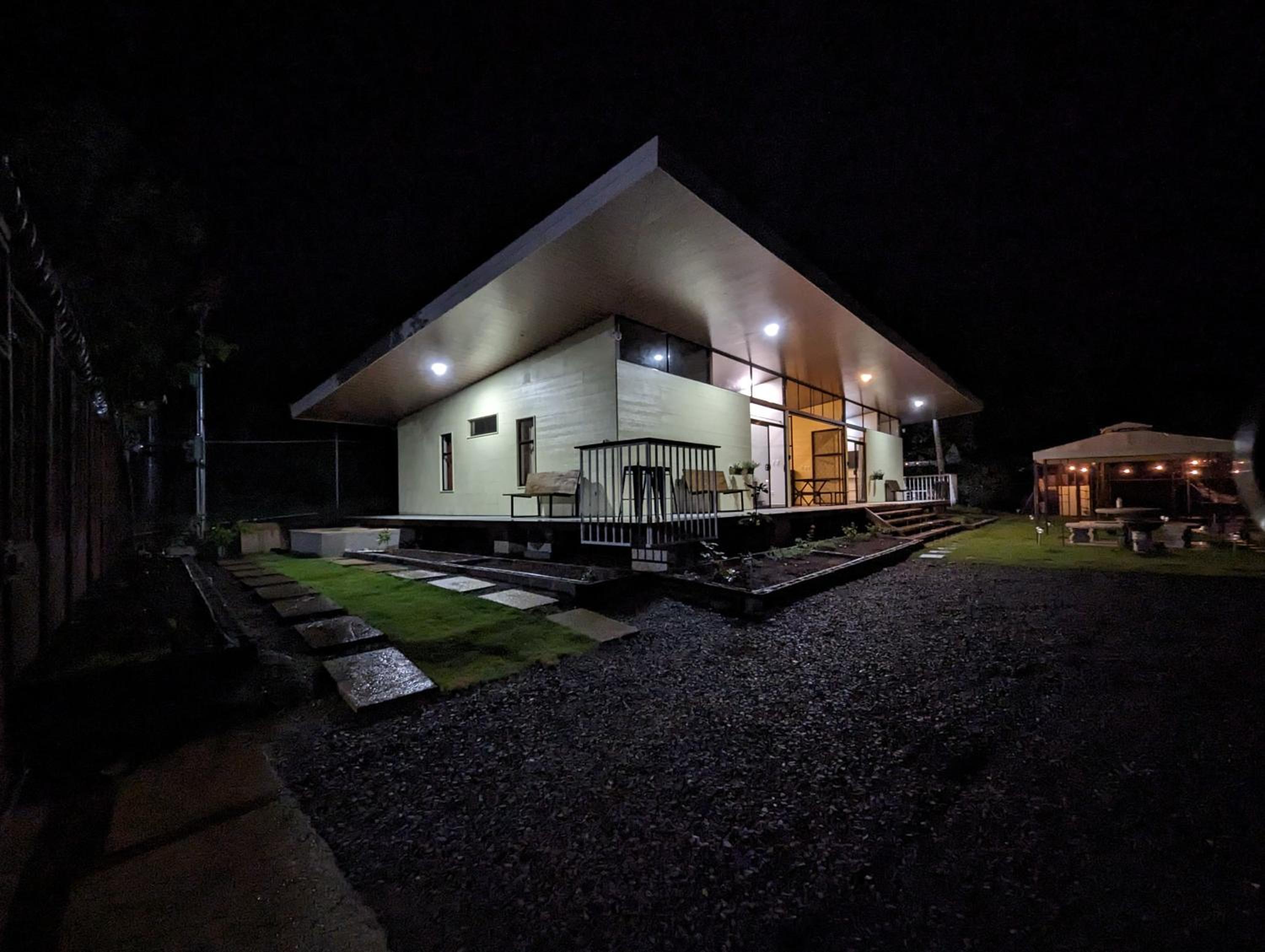 Yellow House - Country house near La Fortuna
