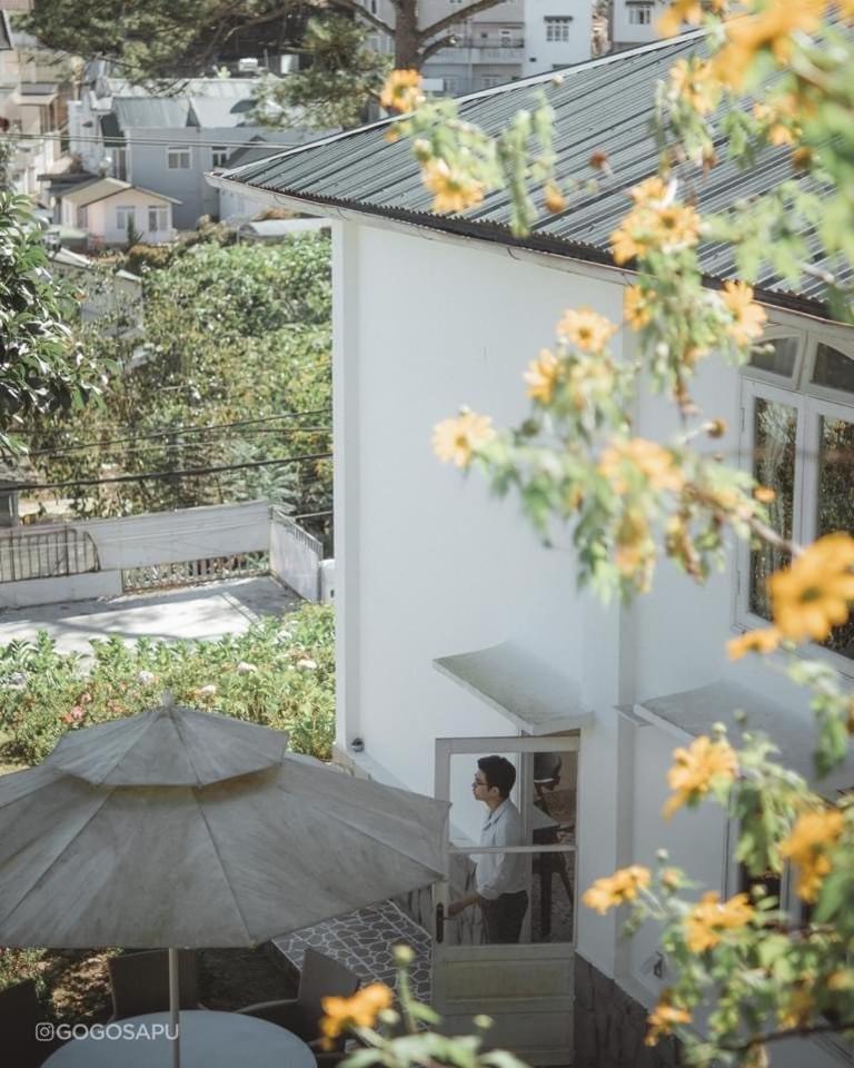 Biệt thự trắng Đà Lạt view 3