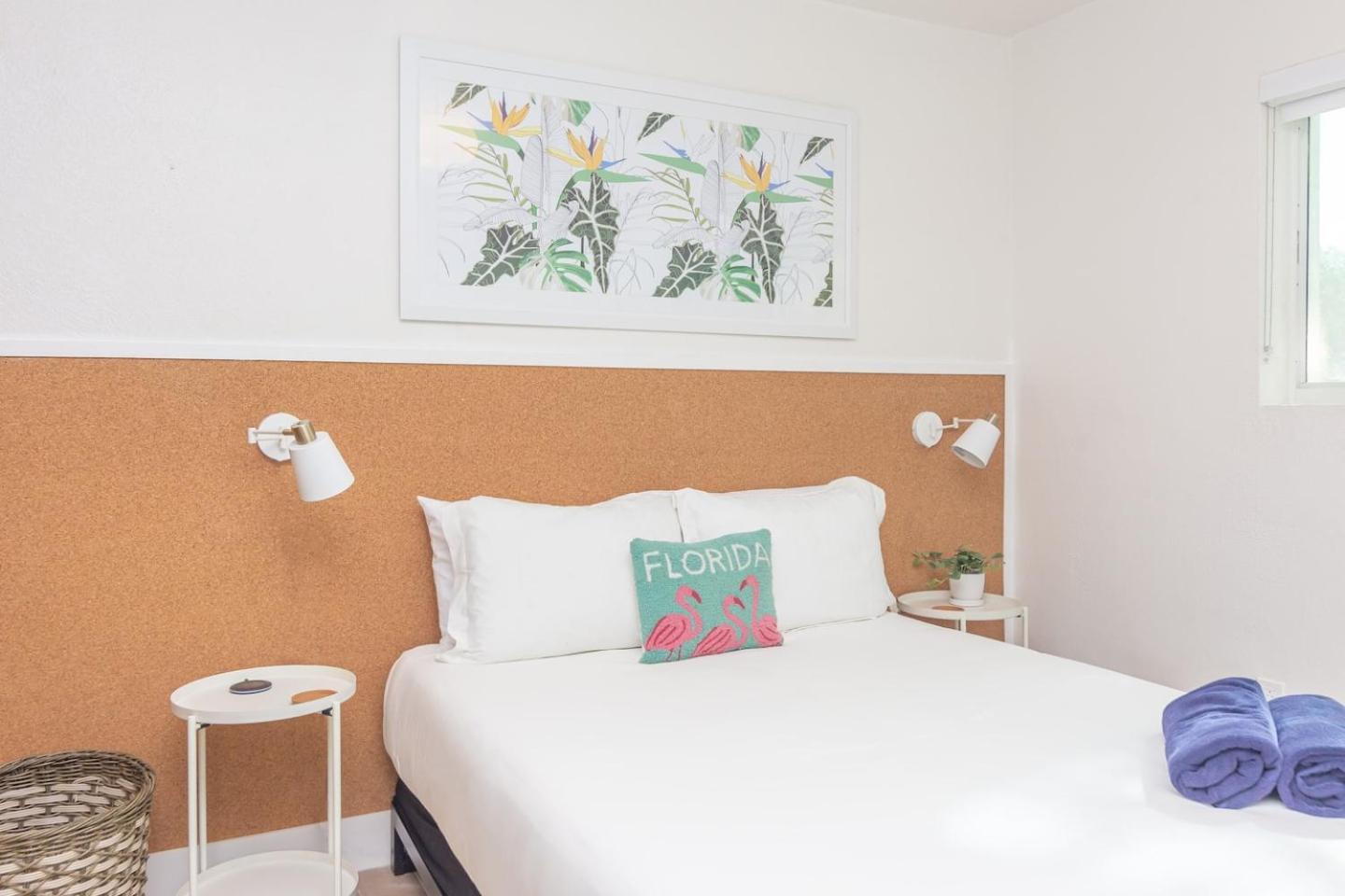Stylish Studio Apartment In El Portal #1