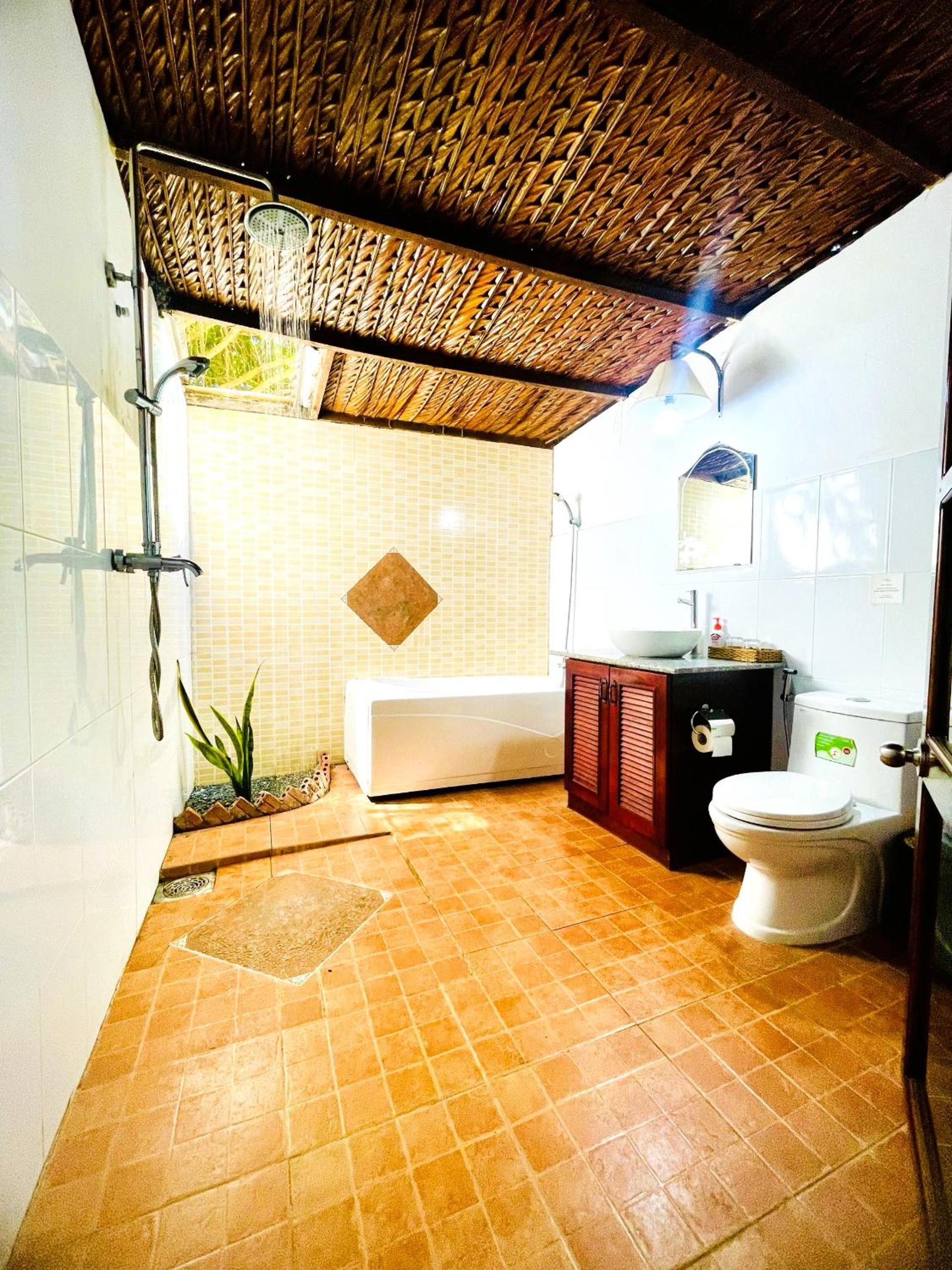 Mango Home Riverside Eco - Resort