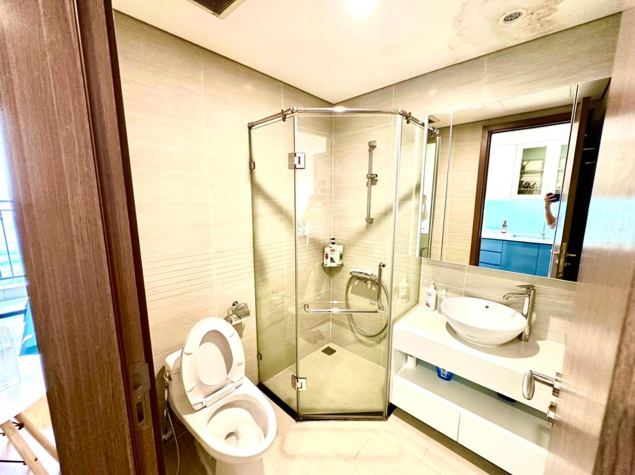 Vinhomes Green Bay Luxury Apartment