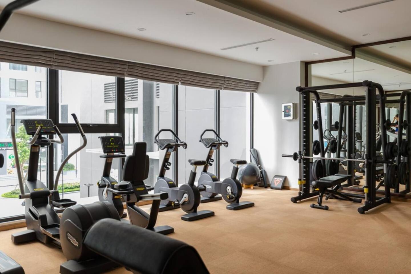 Vinhomes Green Bay Luxury Apartment