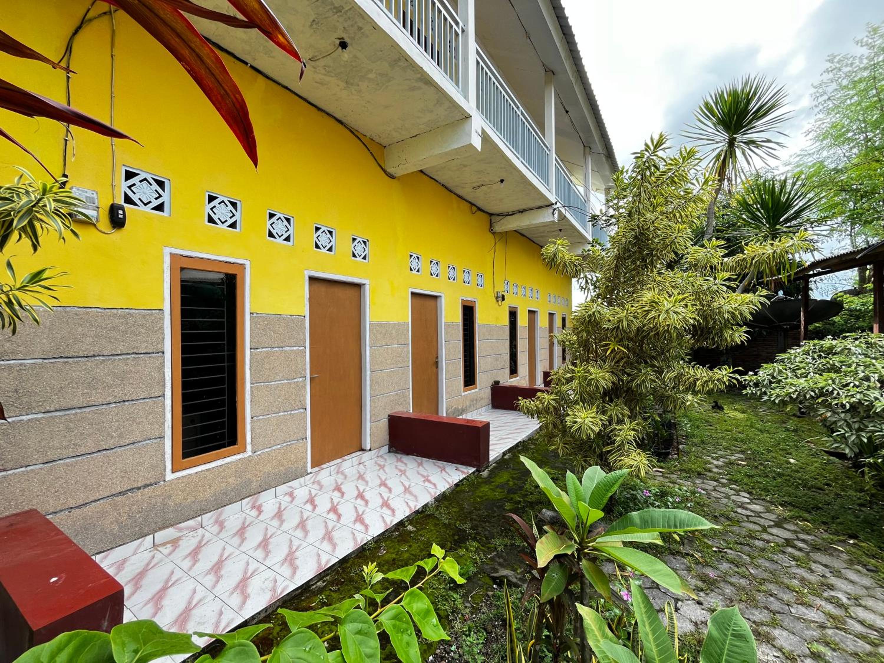 Alan's Homestay, Praya - 10