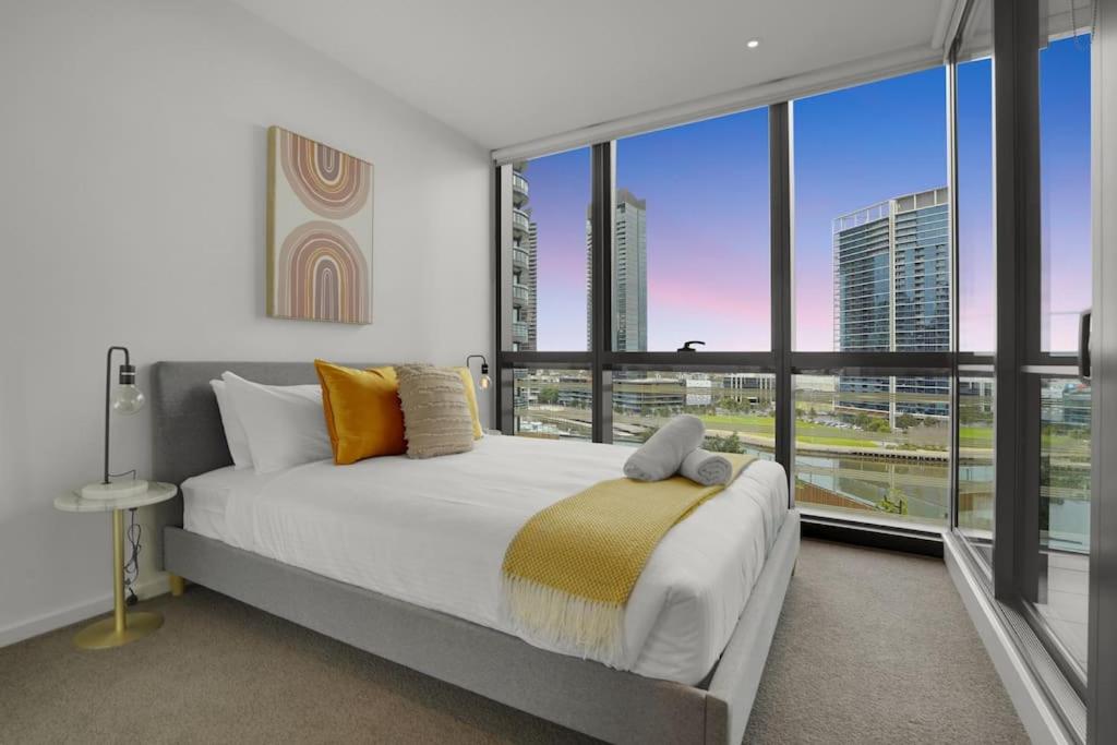 Love Nest by the Sea-Tranquil River views 2B1B1C