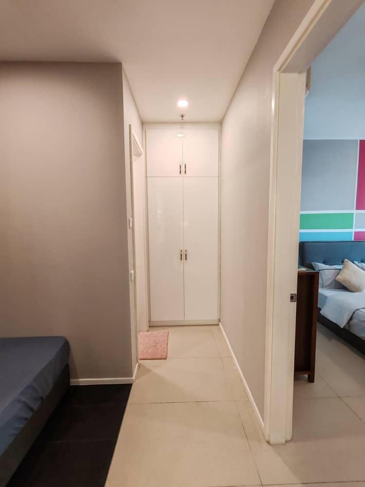 Arcoris Kiara 163 mall