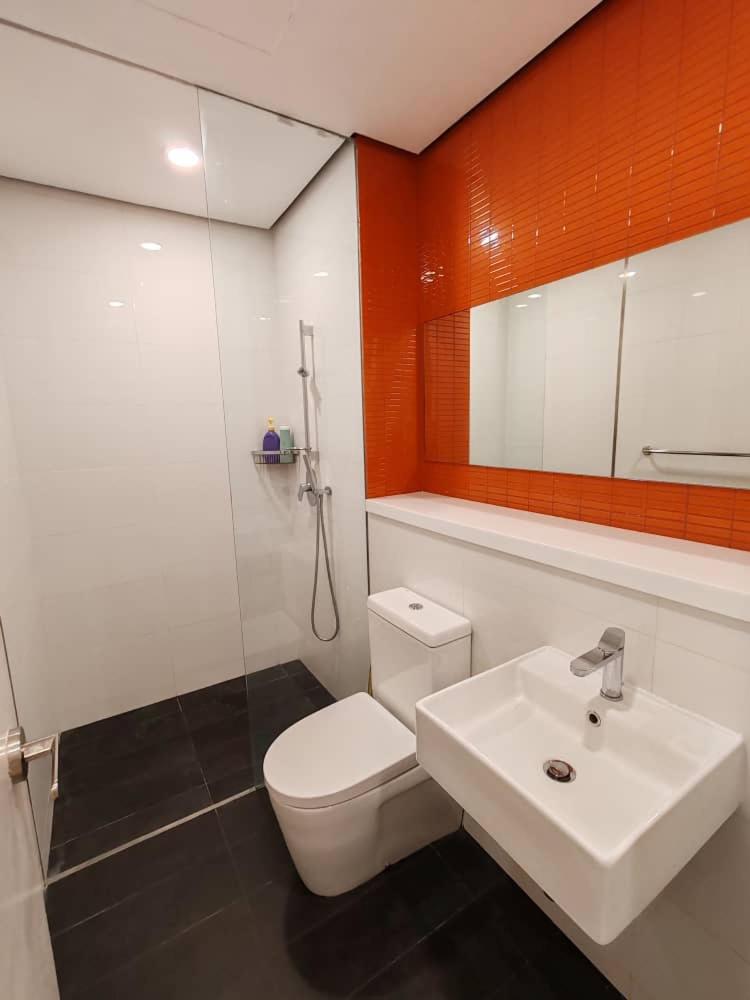 Arcoris Kiara 163 mall