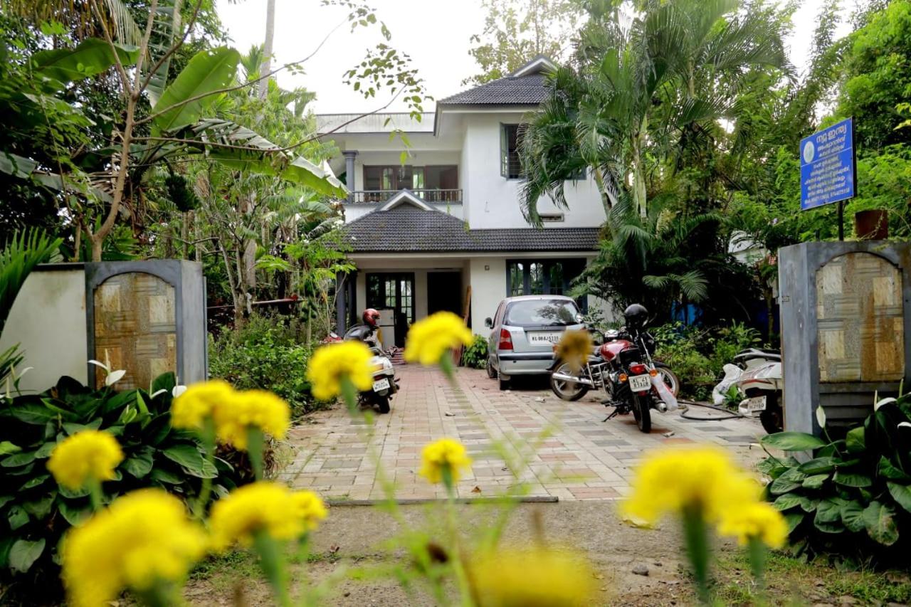 Heaven's homestay view 4