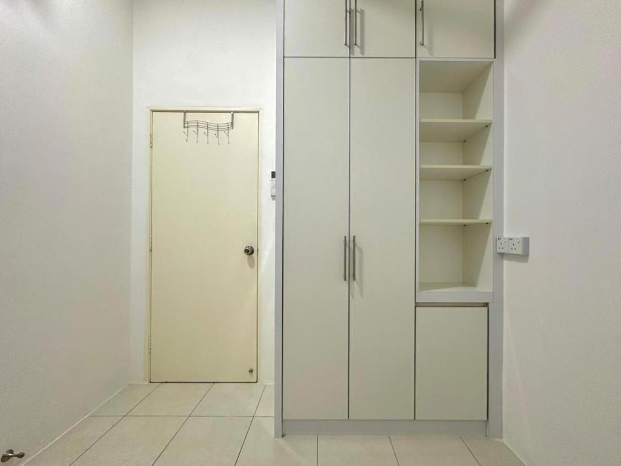 Photo 33