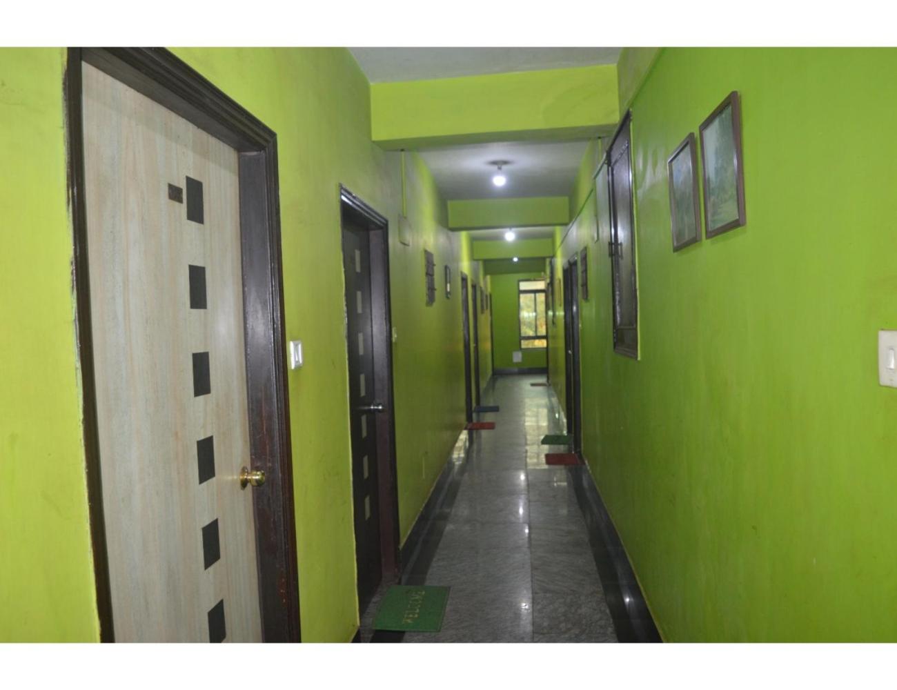Hotel Aadhar, Barbil, Odisha