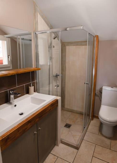 Lakeview Family Apartment