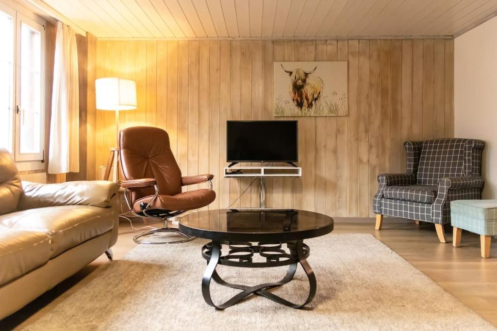 Lakeview Family Apartment