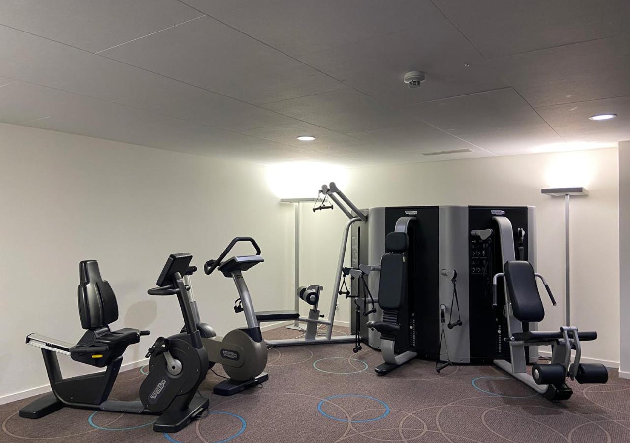 Lausanne Vacations - Aquatis Hotel - Property Image 2
