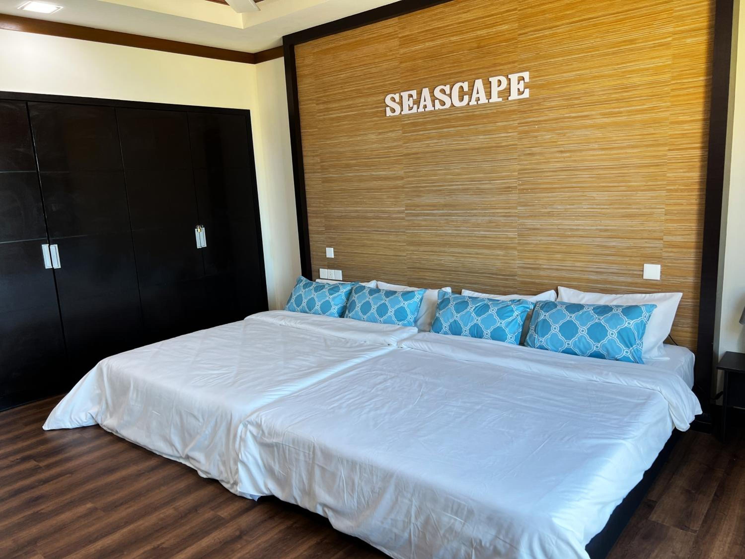 Seascape Karambunai Home - Amazing sea front view! photo 6