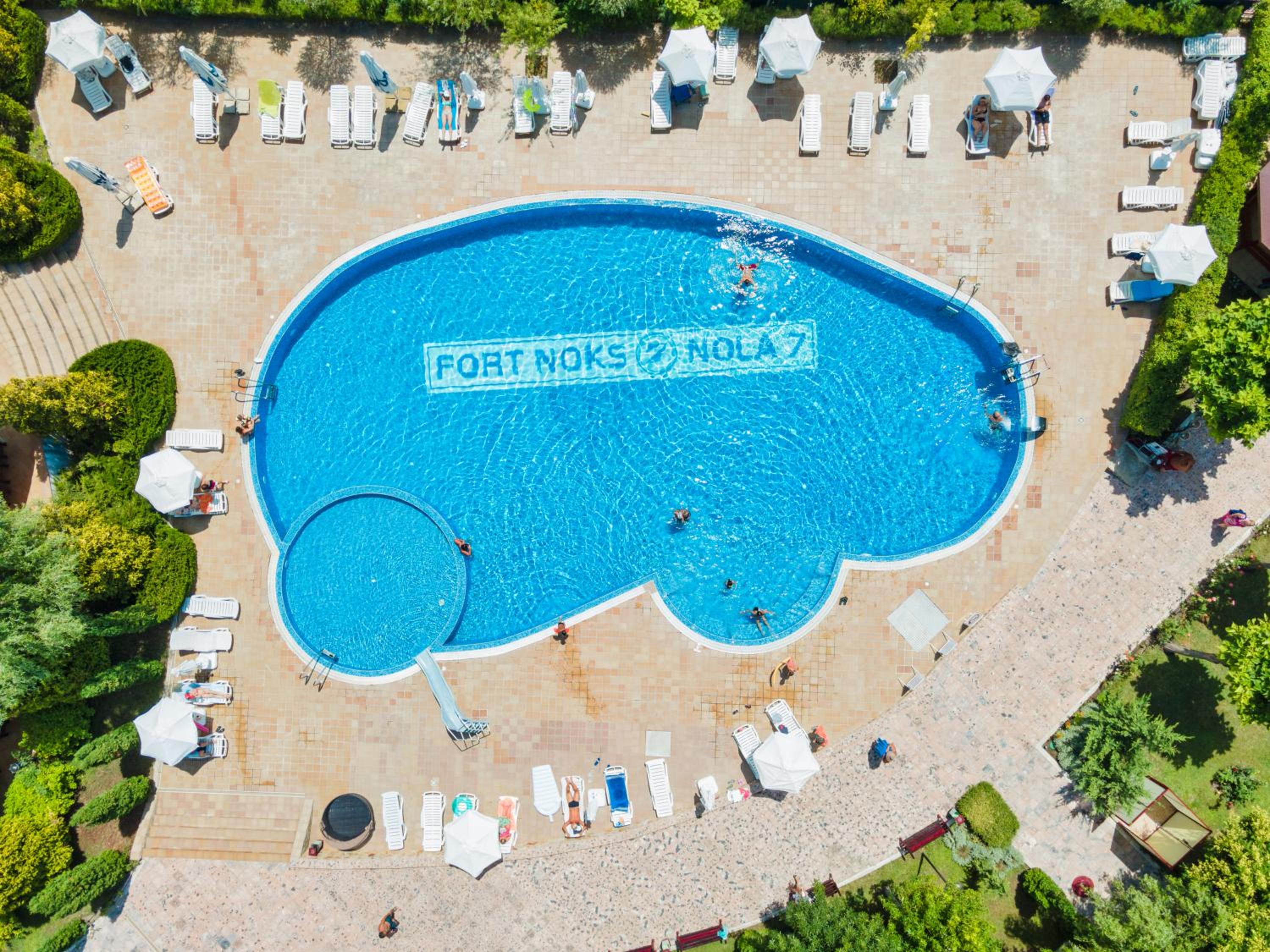 Green Fort Noks Apartments
