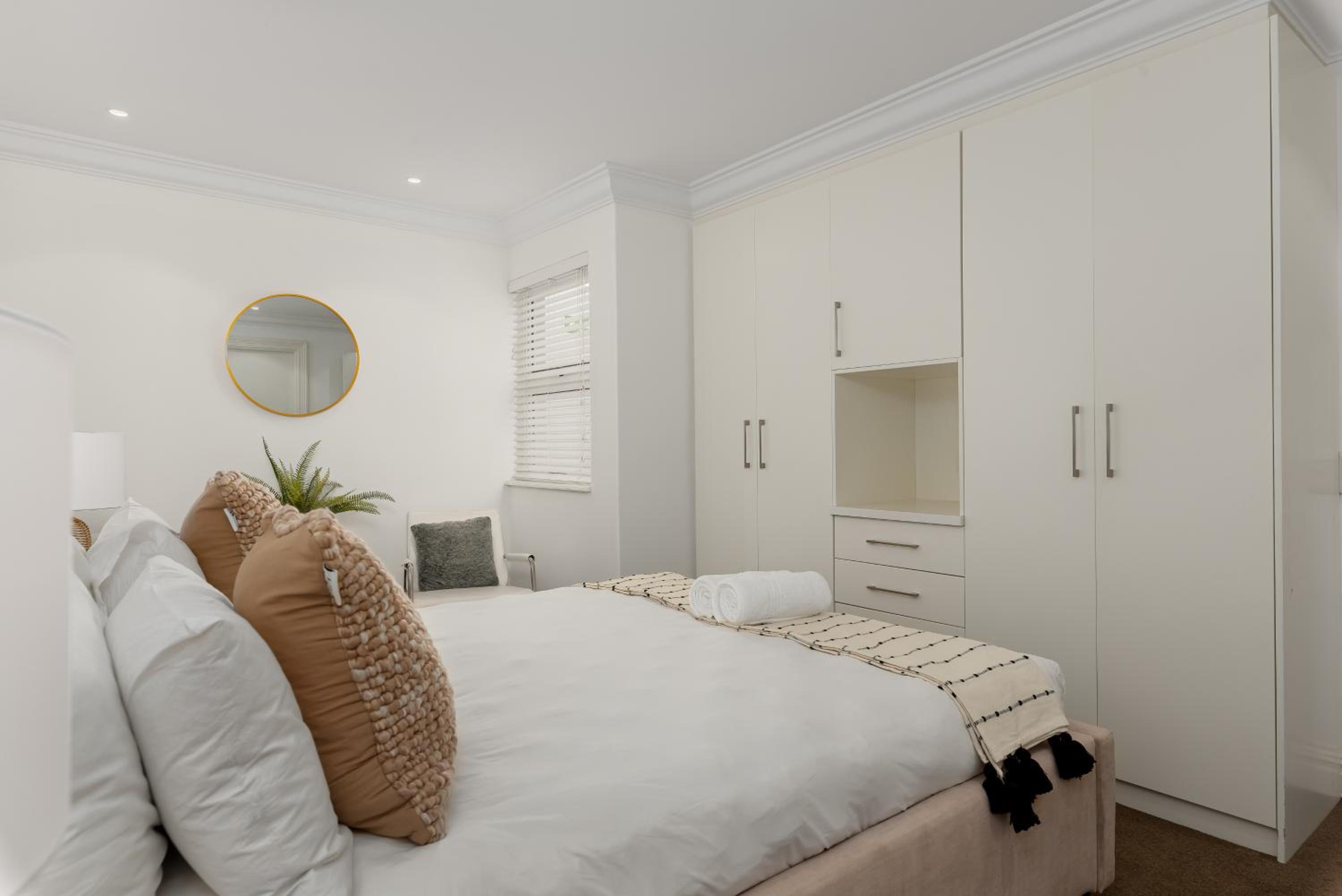 1 Victoria Road Unit 2