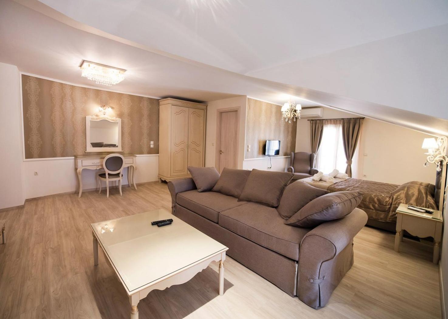 SUITES PIROFANI photo 4