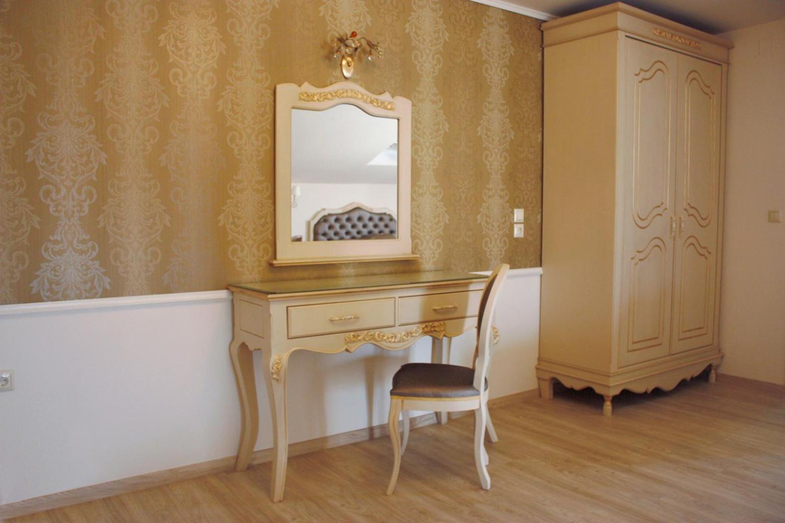 SUITES PIROFANI