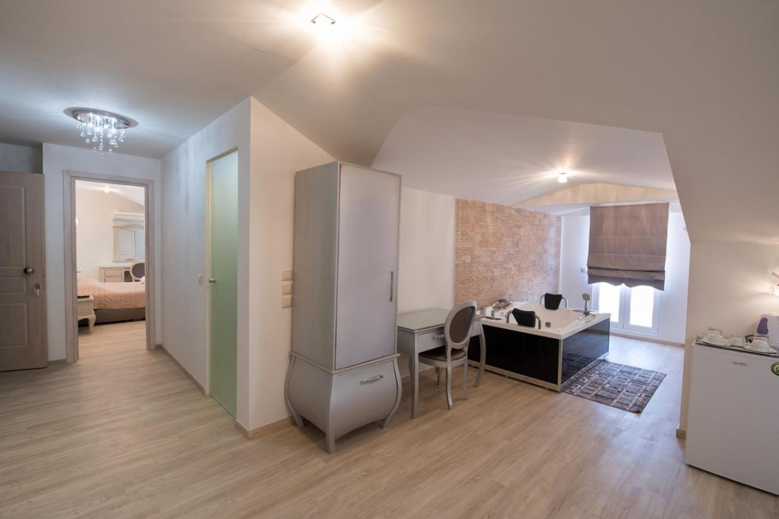 SUITES PIROFANI