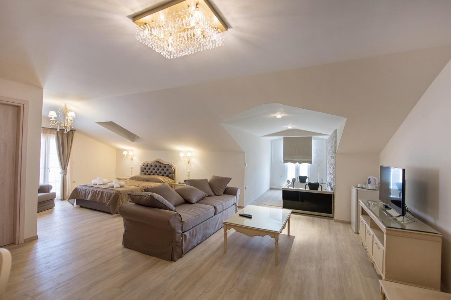 SUITES PIROFANI