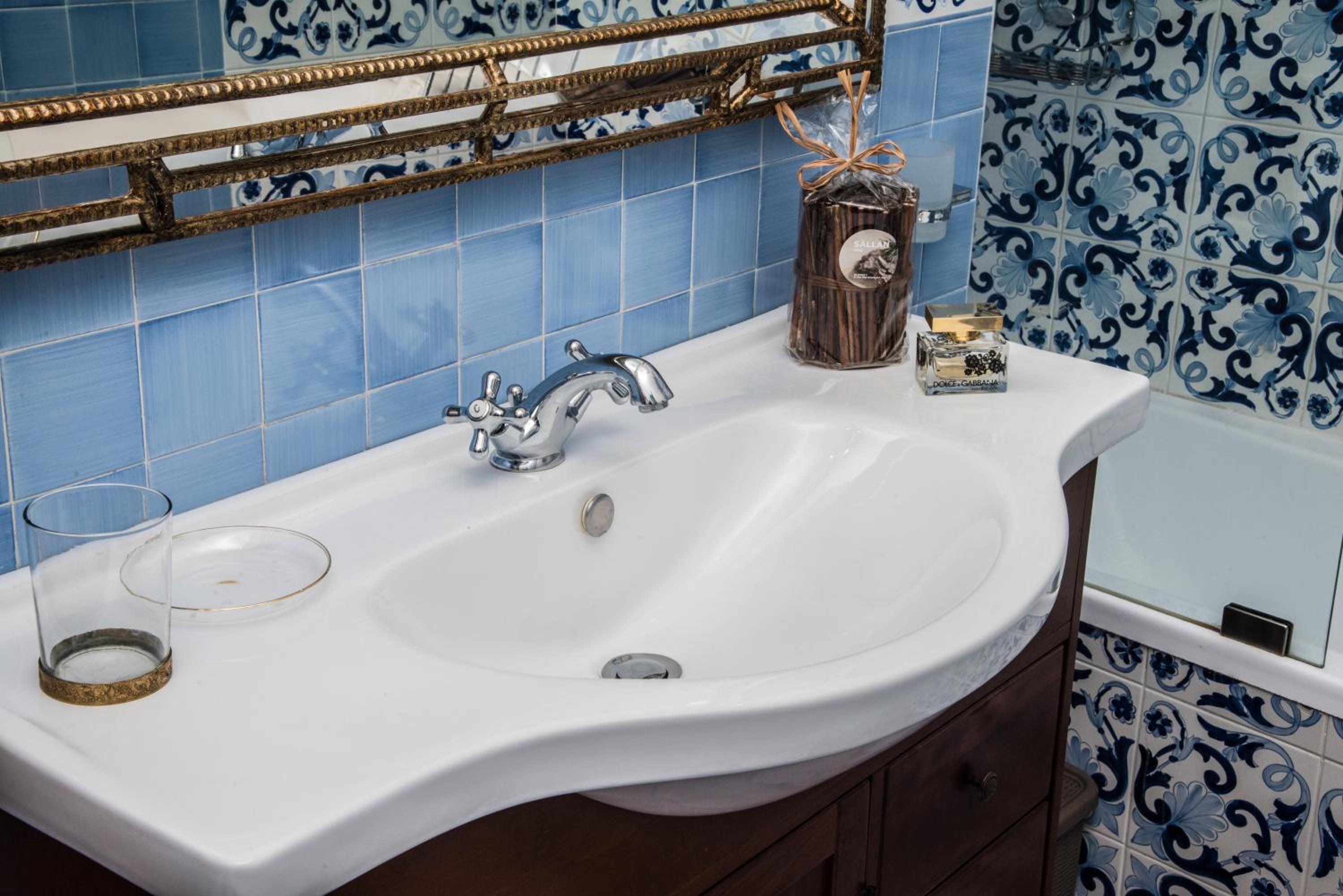 B&b Isabel en Salerno — bathroom