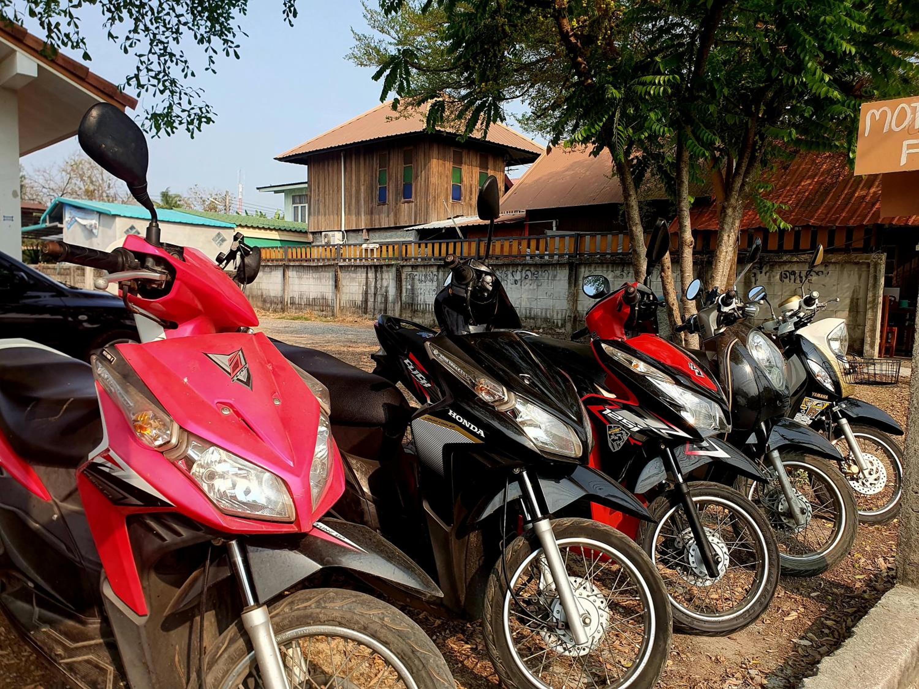 KTT Resort and Motorbike & Bicycle for rents Sukhothai