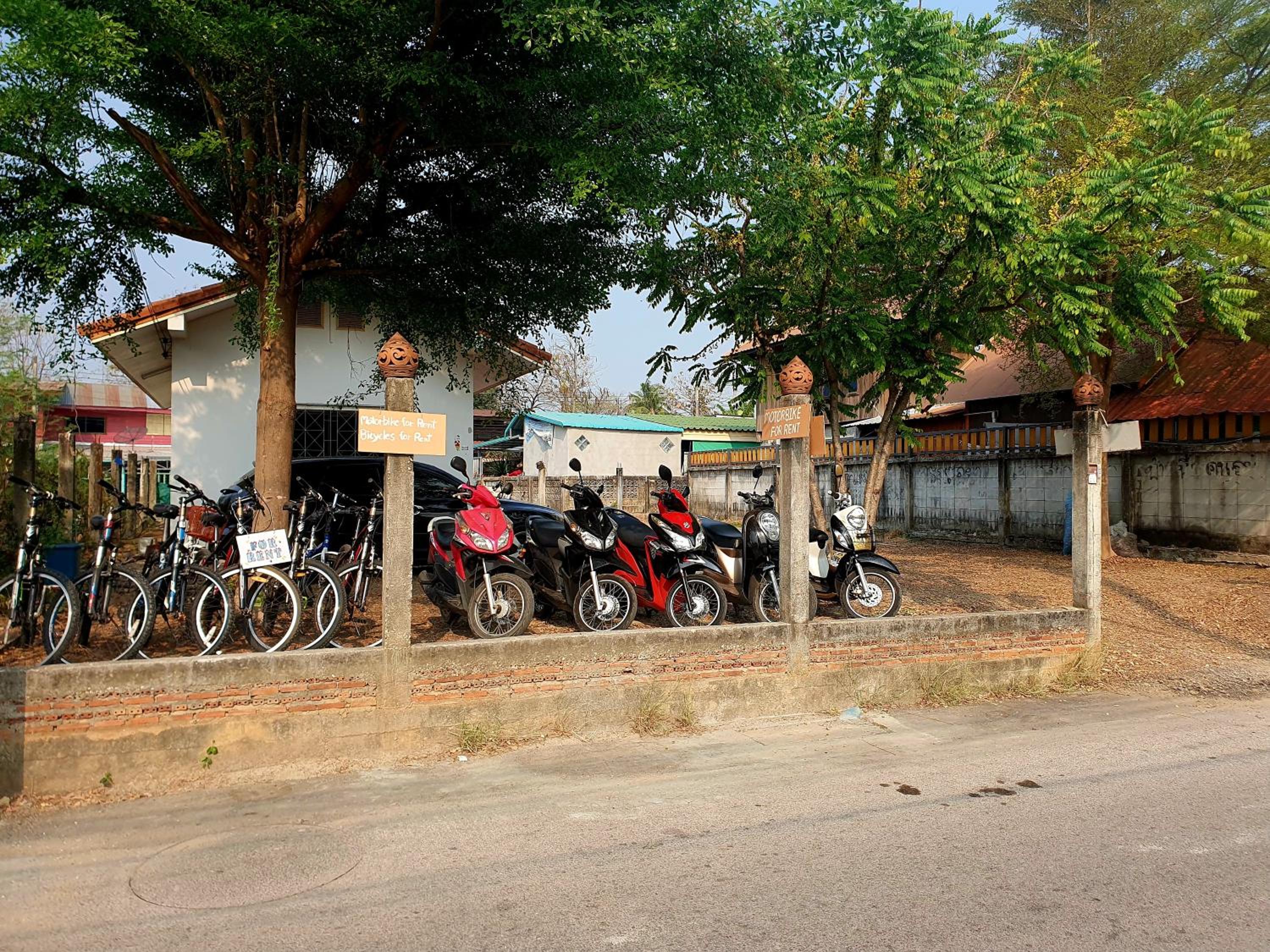 KTT Resort and Motorbike & Bicycle for rents Sukhothai