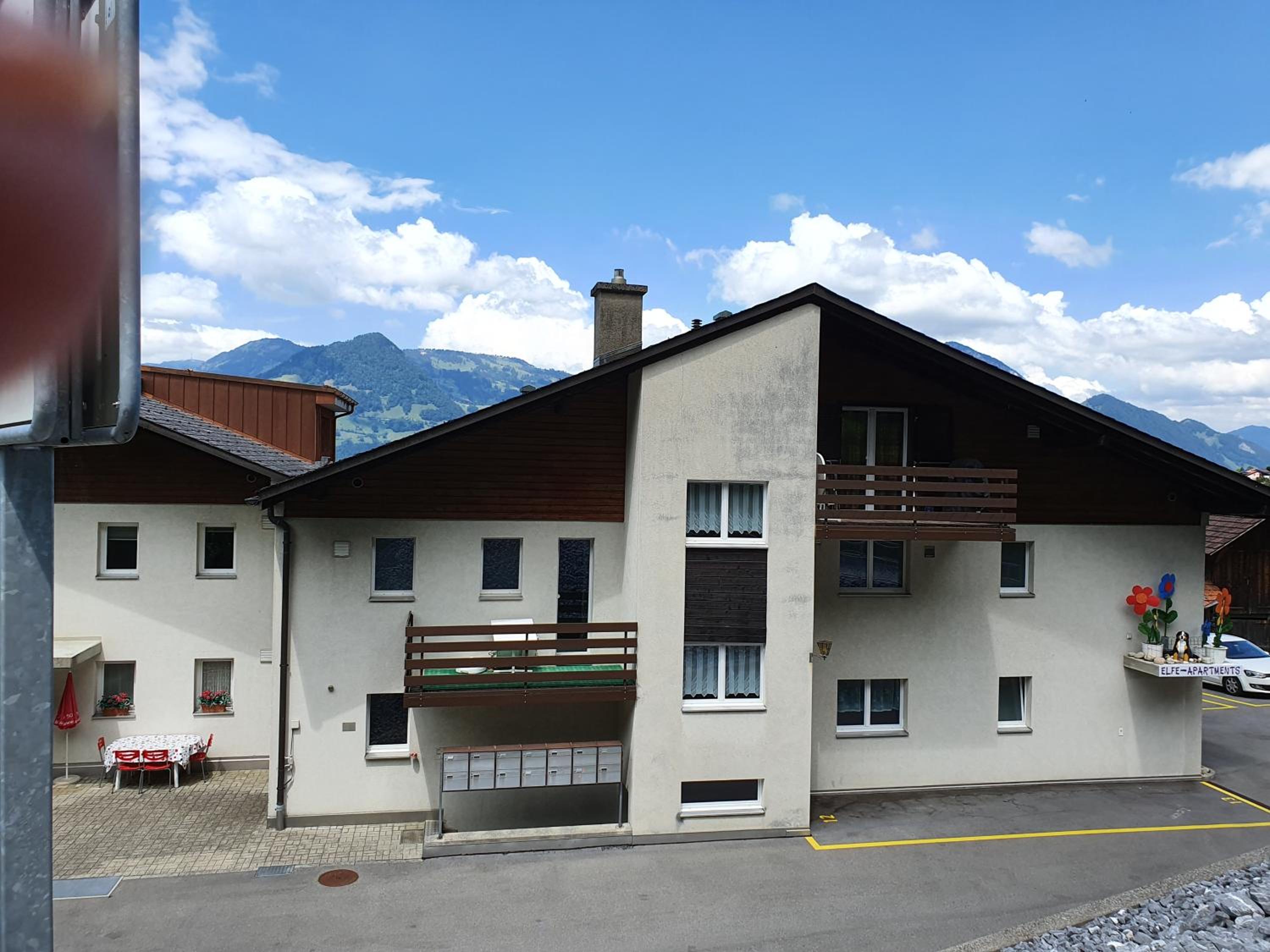 Elfe Apartments Studio for 2 adults, balcony with lake and mountain view