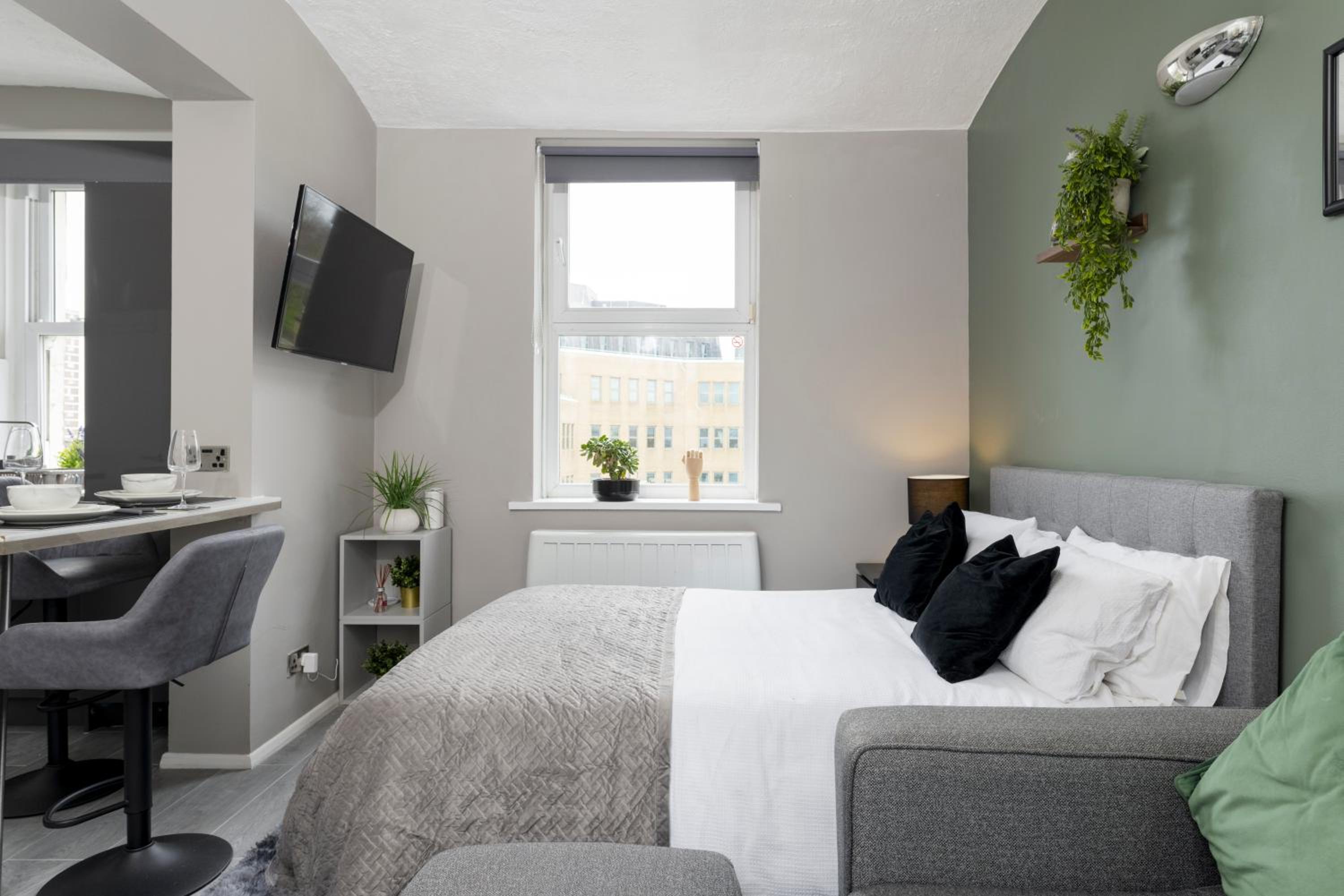 Stunning studio flat in the heart of Brighton