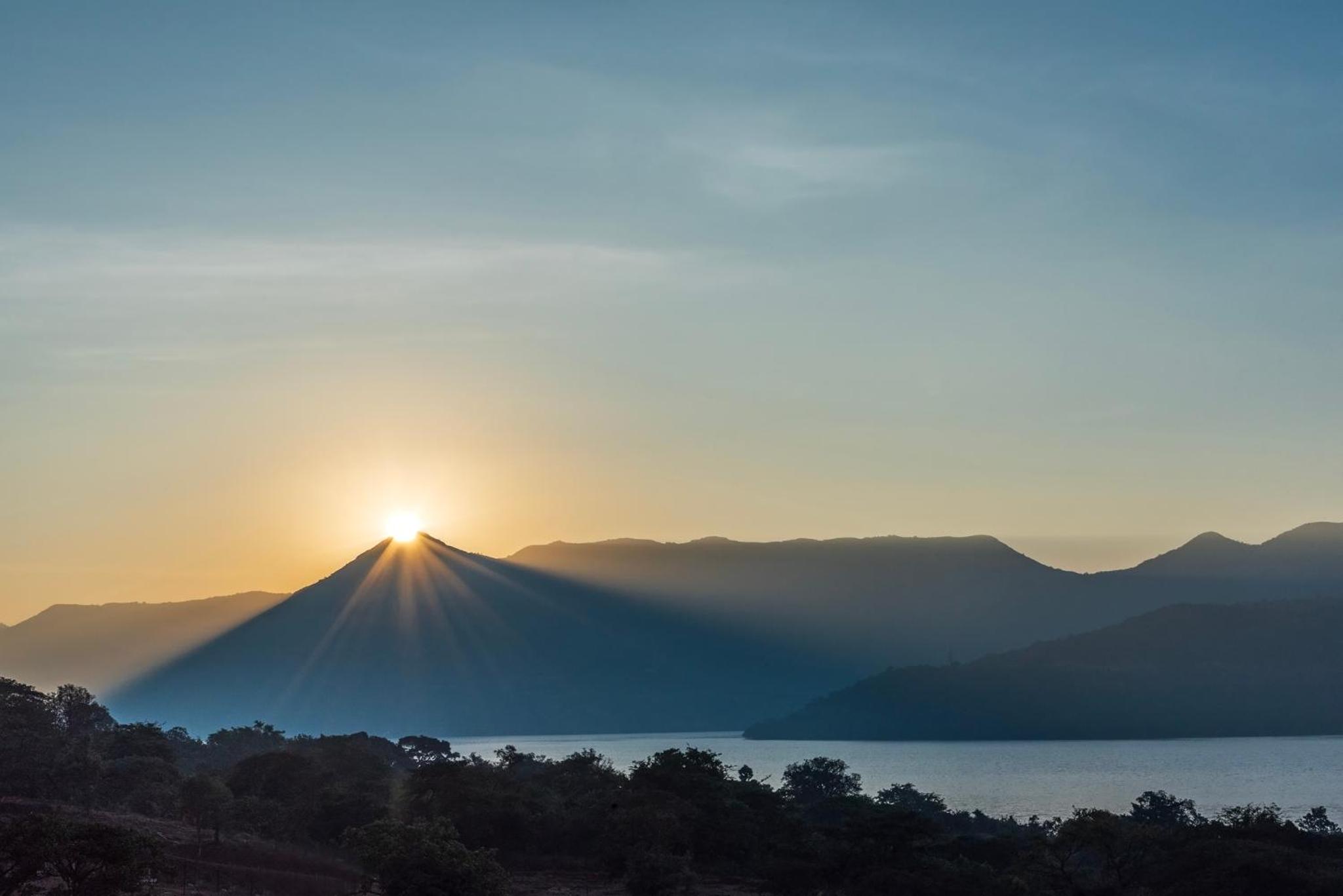CosmicStays Afita Mohari- An Eco-friendly Lake Retreat at Tamhini