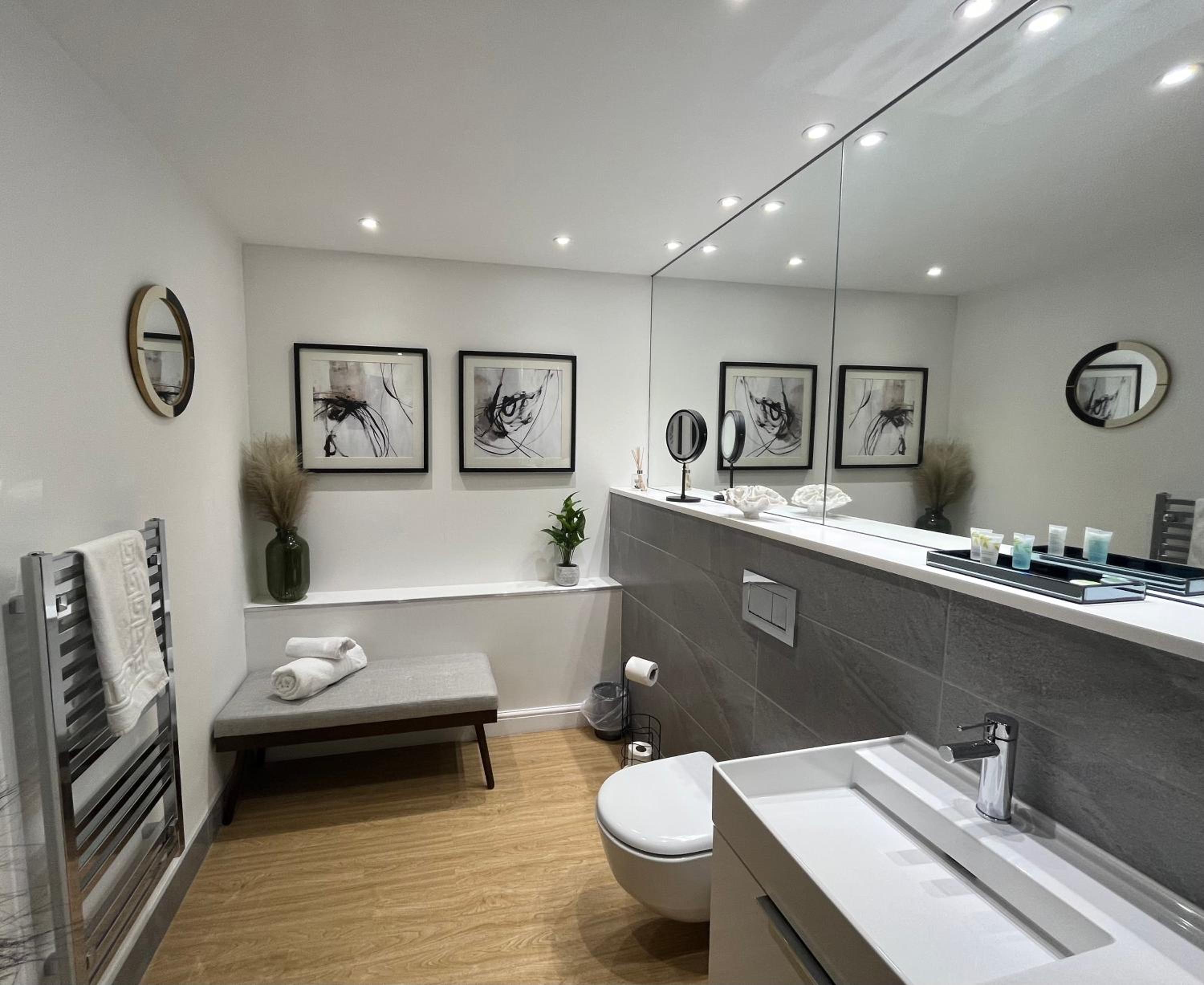 Beachcliff Rooms & Apartments