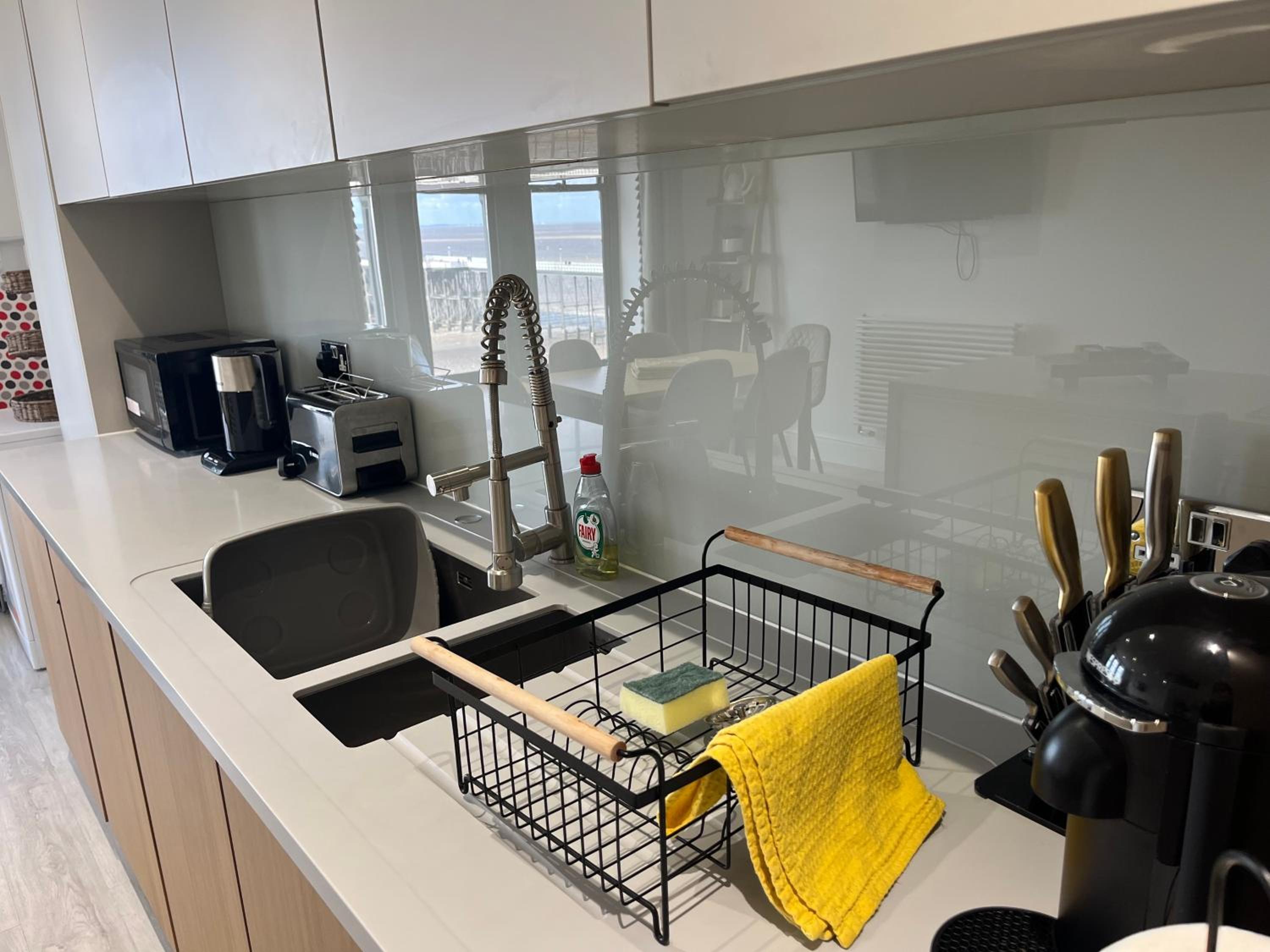 Beachcliff Rooms & Apartments