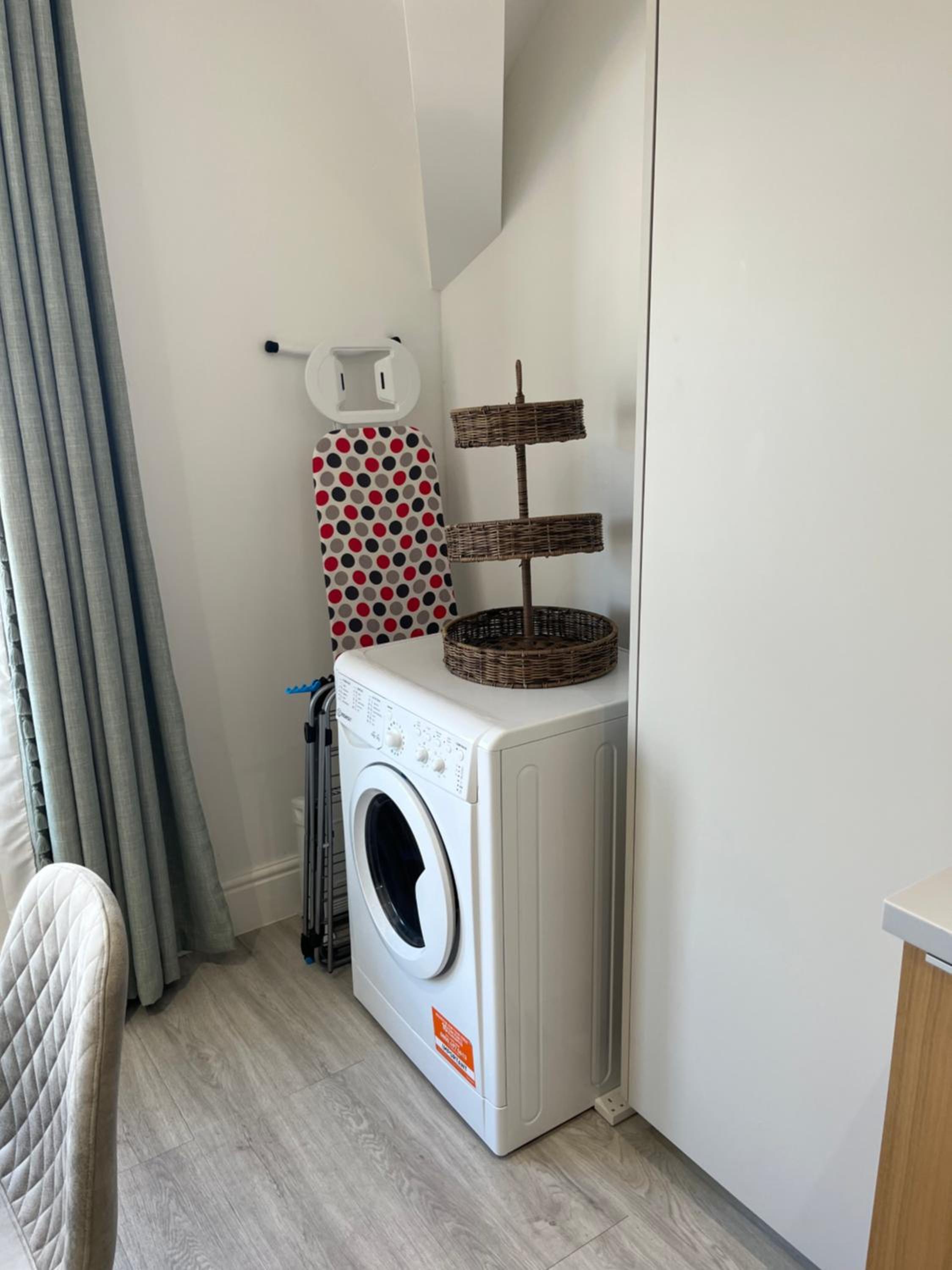 Beachcliff Rooms & Apartments