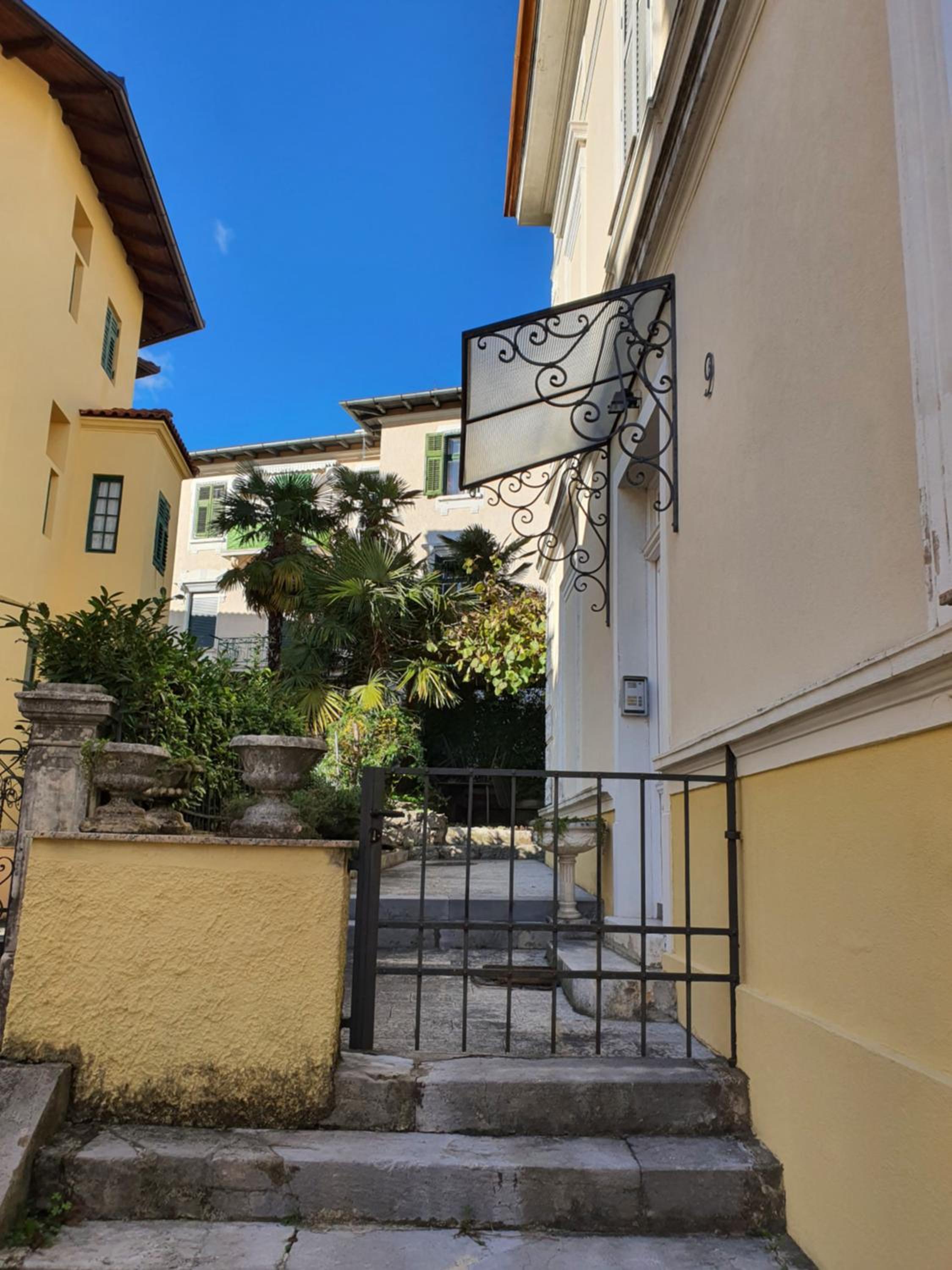 Central Opatija 3 bedroom apartment Mozart