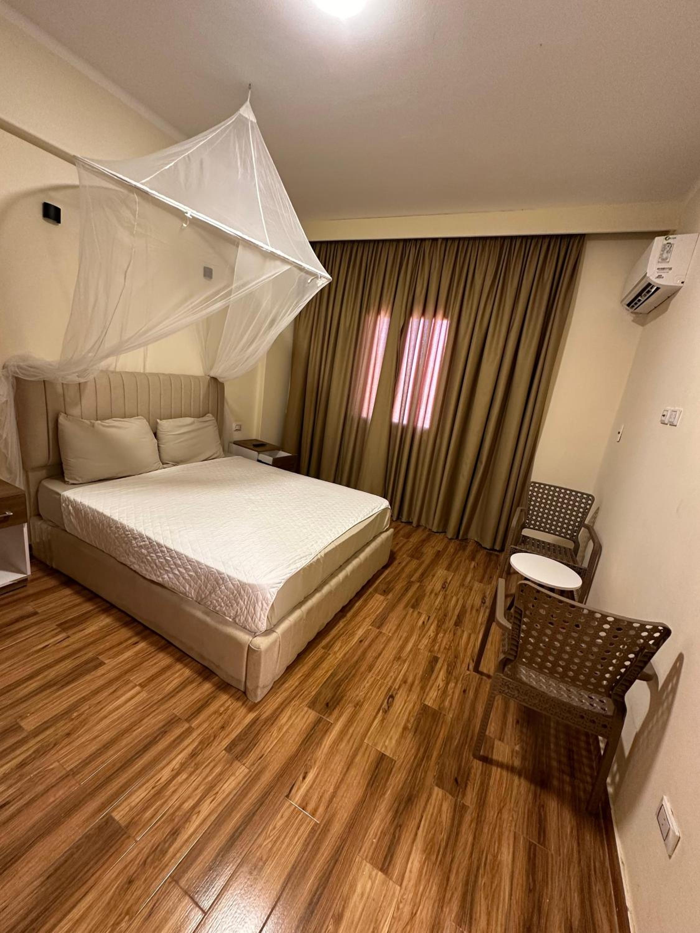 egy days apartment