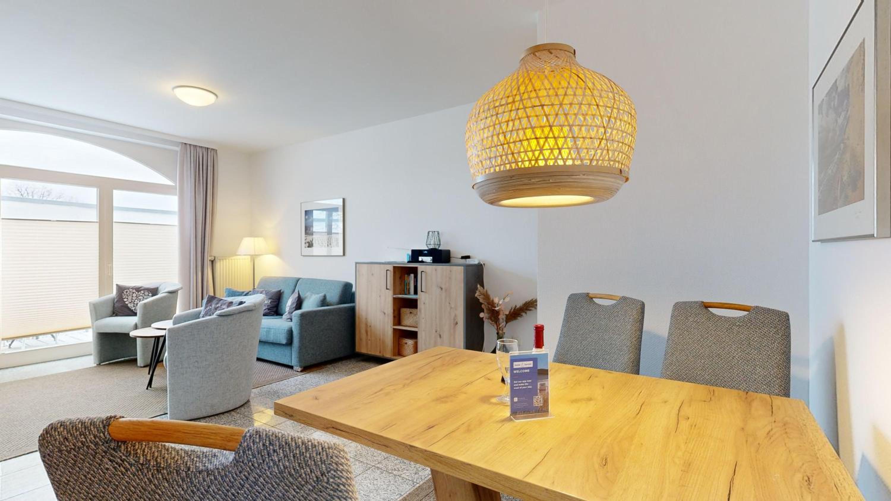 strandnahe FeWo mit Schwimmbad im Haus, a cappella 05, Binz