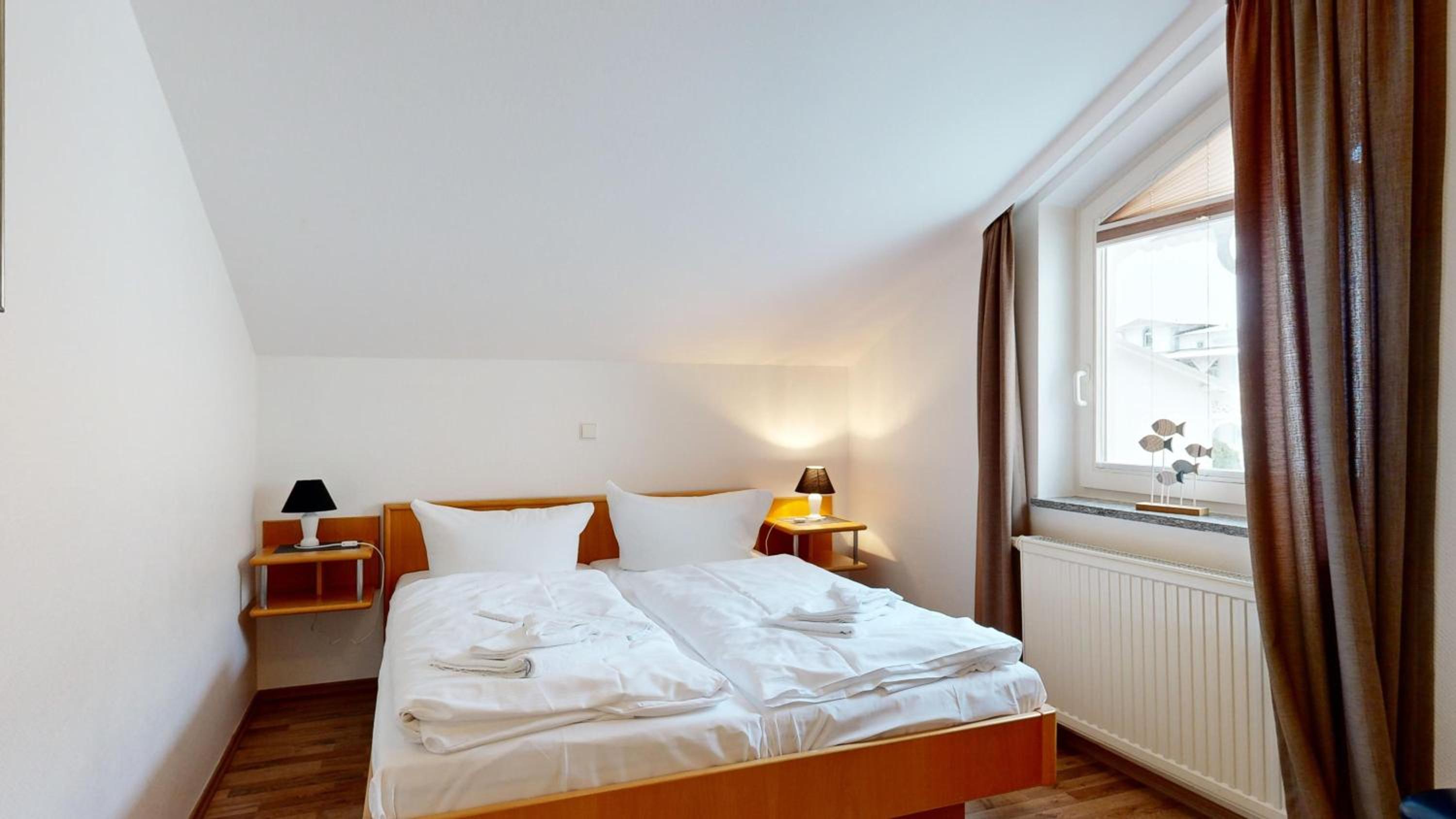 strandnahe FeWo mit Schwimmbad im Haus, a cappella 05, Binz