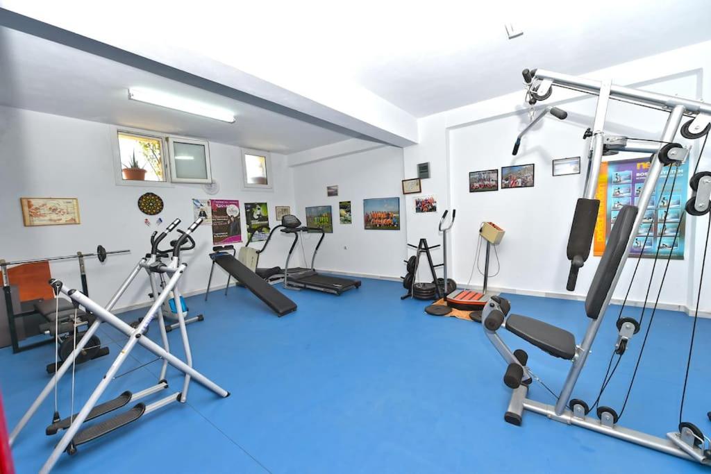 Photo 8