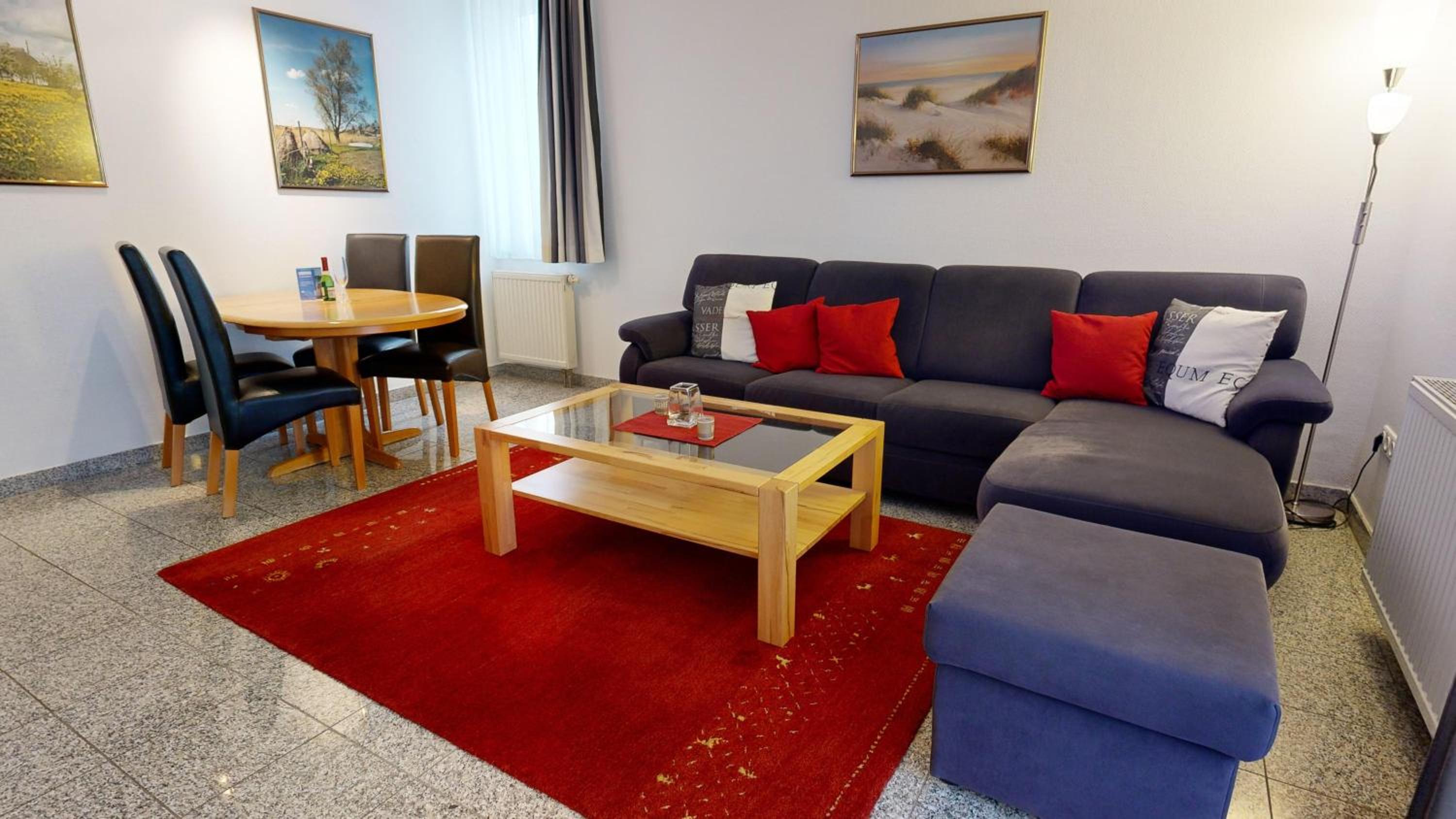 strandnahe FeWo mit Schwimmbad im Haus, a cappella 68,Binz