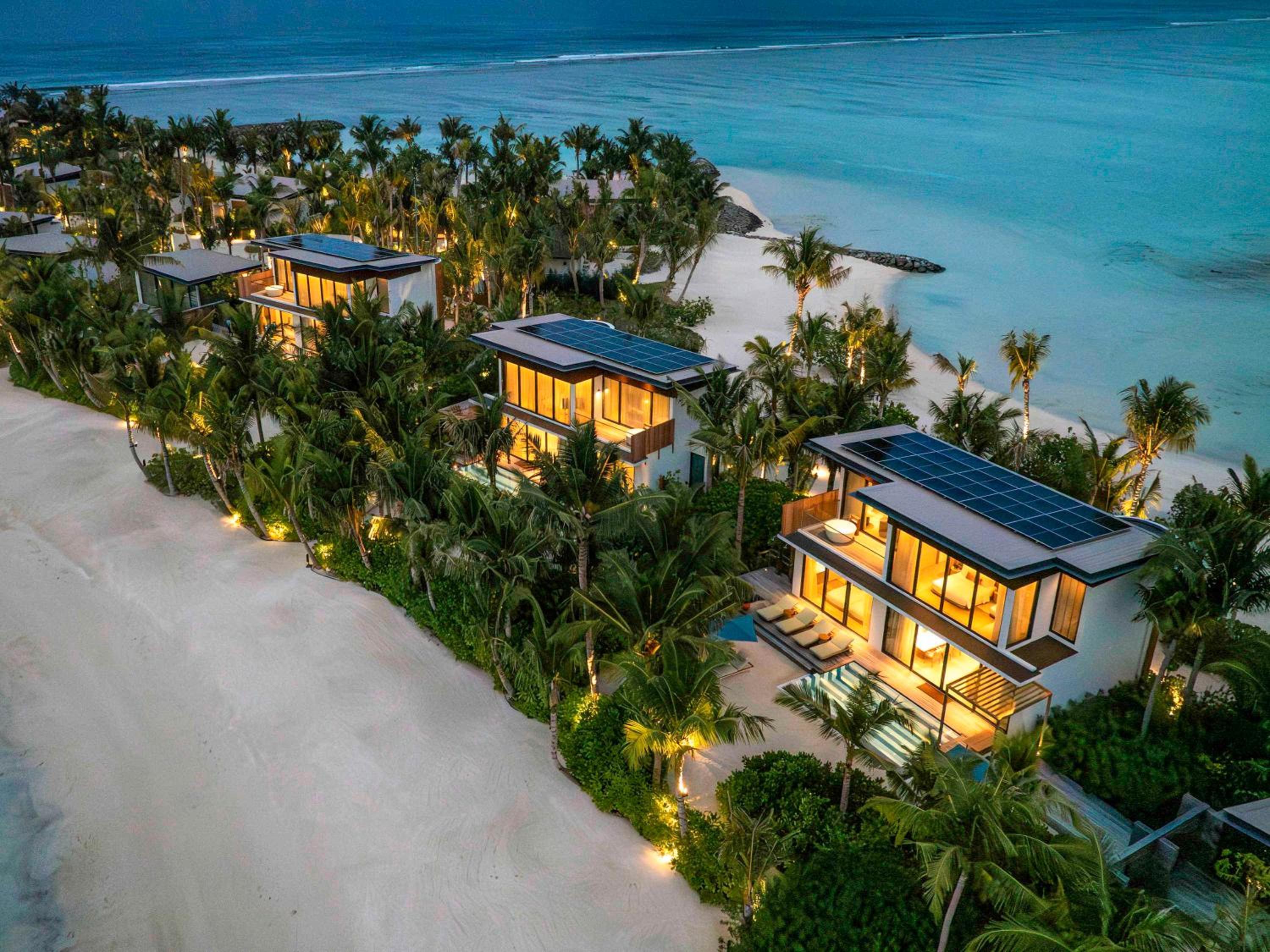 SO/ Maldives