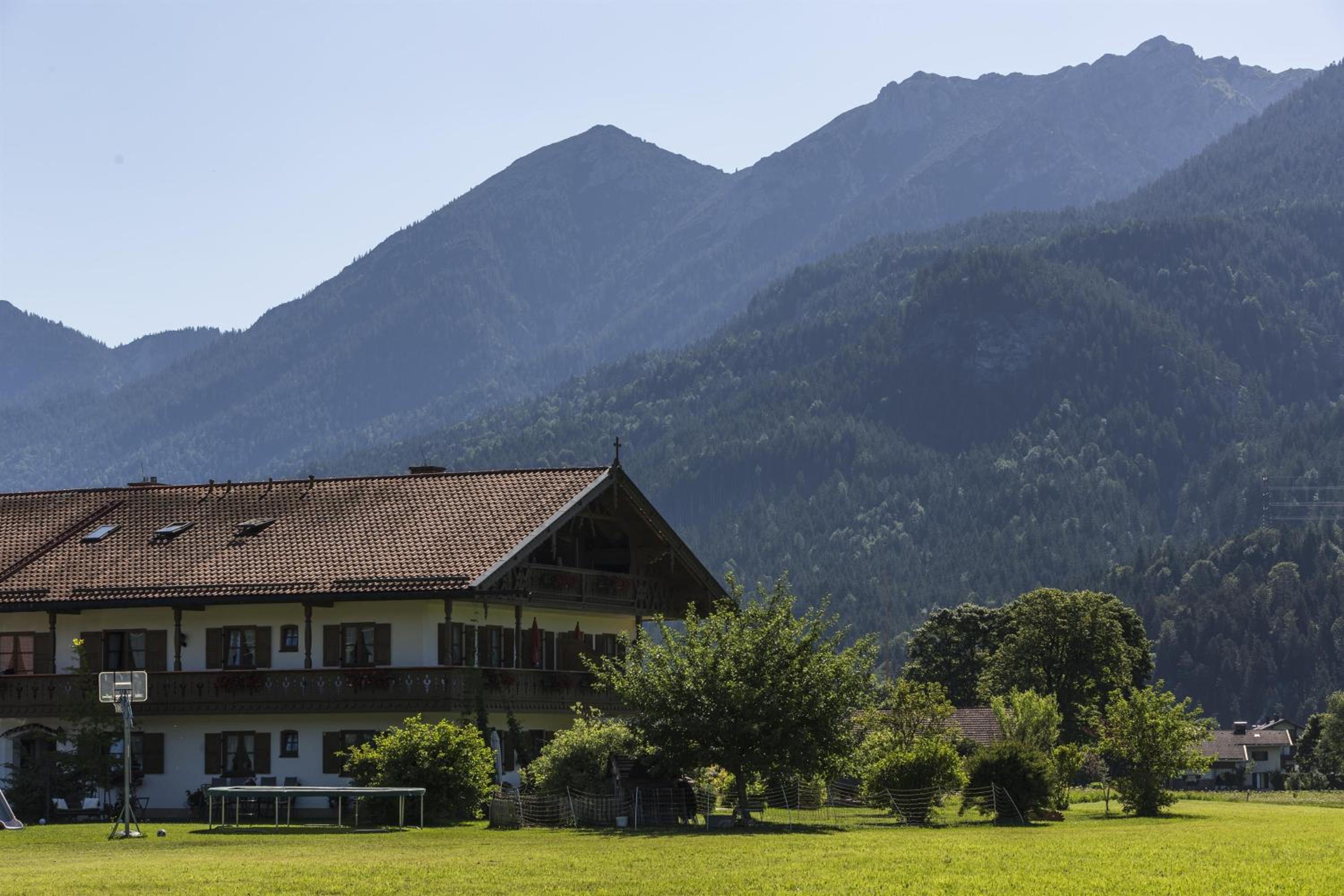 Ferienwohnungen Zum Baur