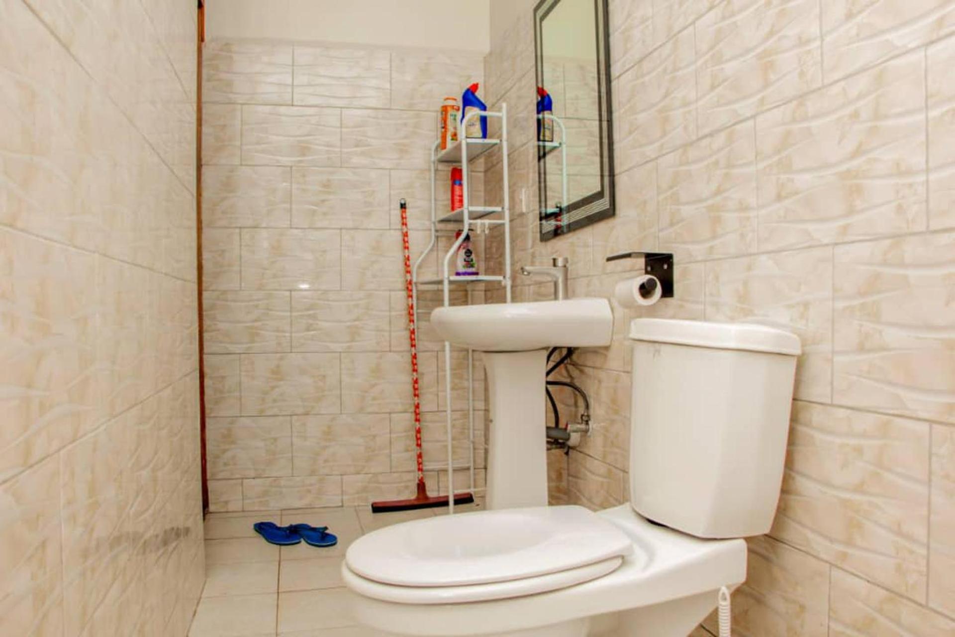Spacious- Brb Homes Bukoto