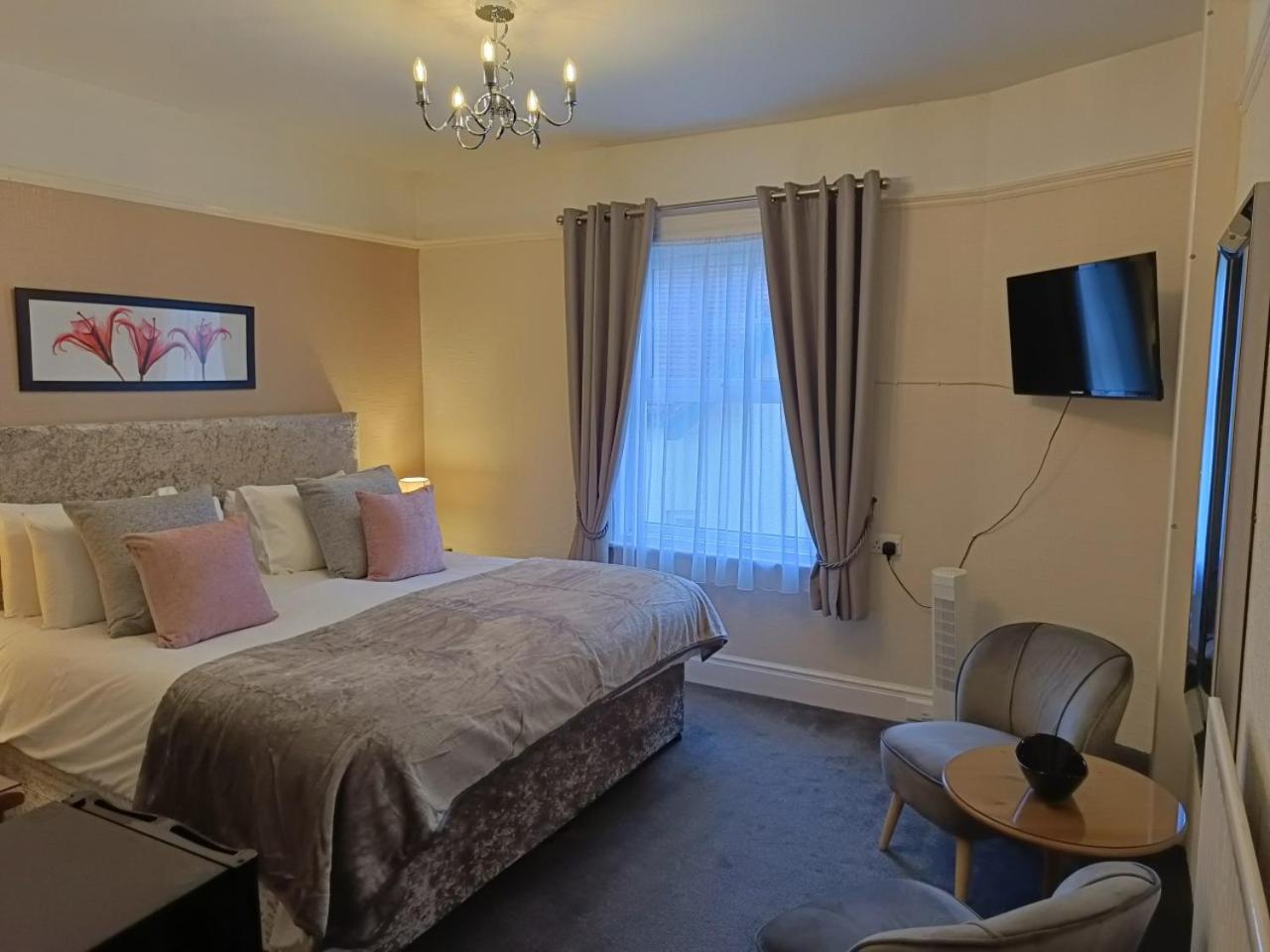 Kingsholm Guest House