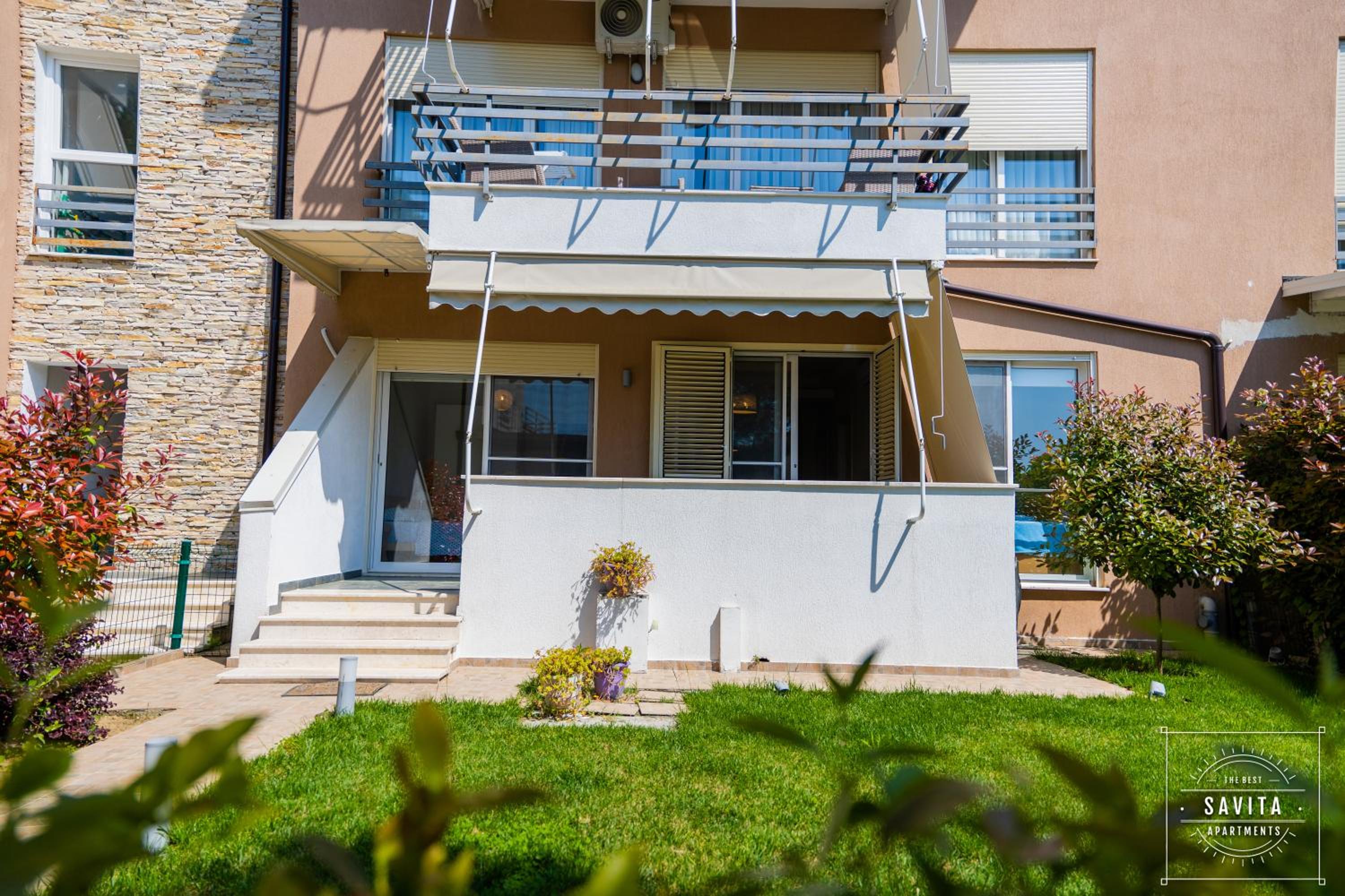 Gjiri i Lalzit - Savita Apartments - Kompleksi Turistik Lura 3