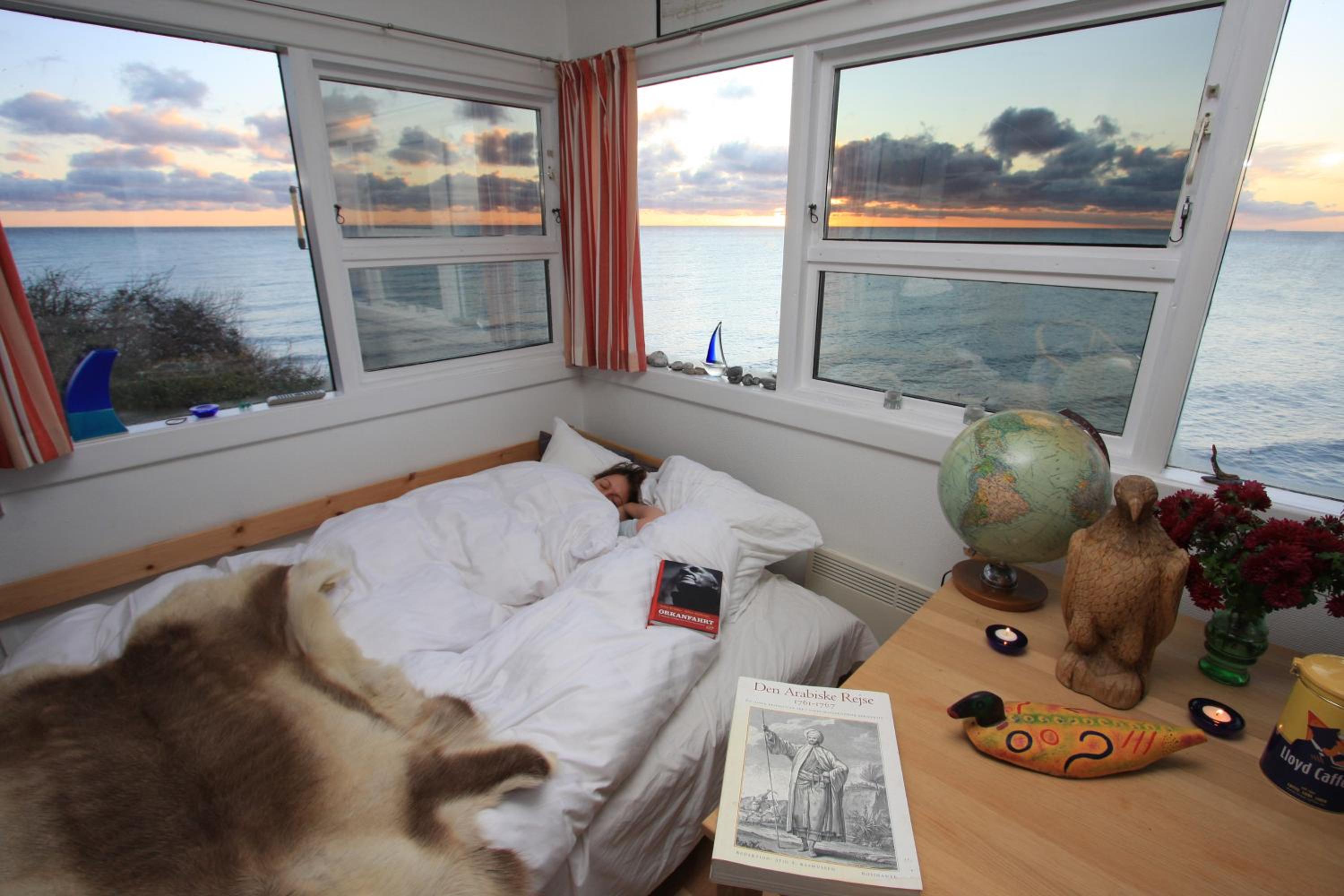 The Lighthouse Cabin